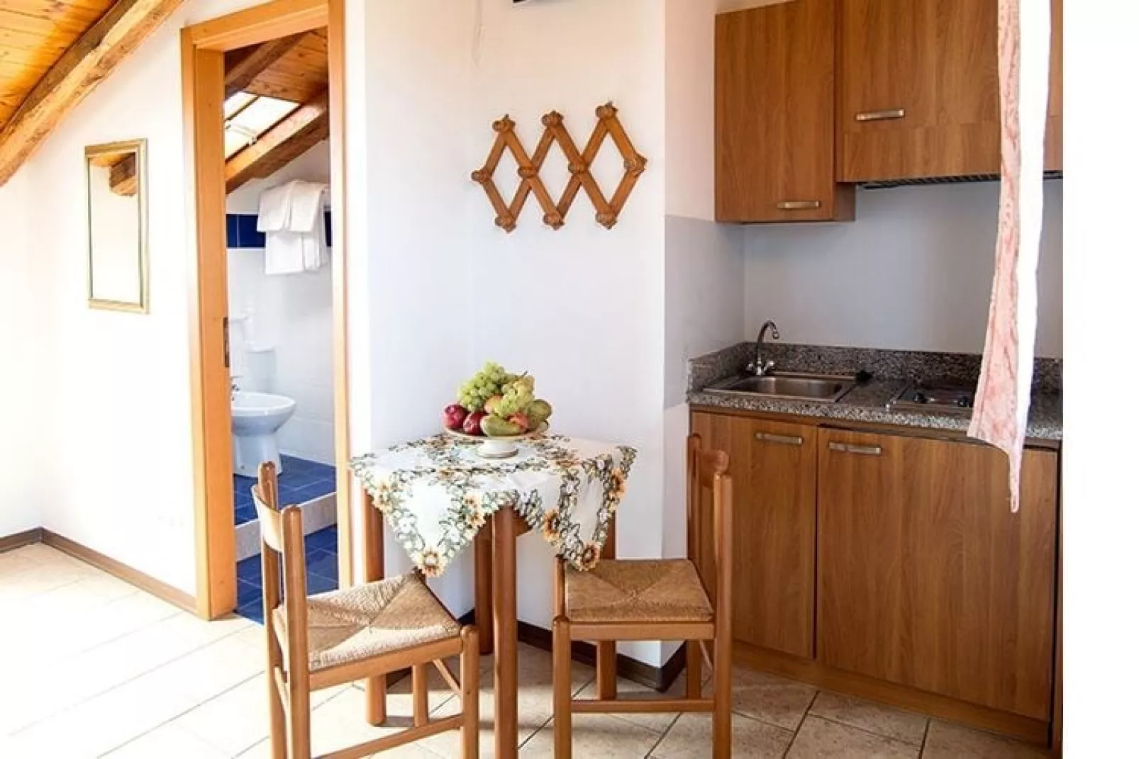 Appartement in Giardini Naxos in de buurt van Shopping-Woonkamer