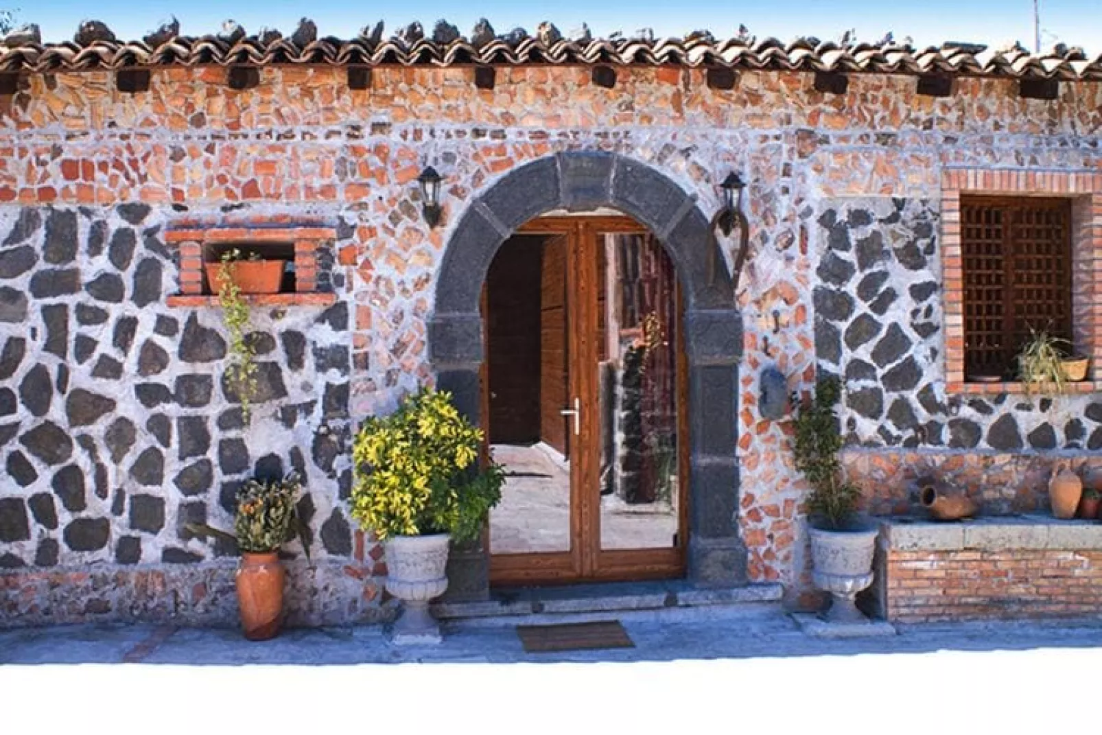 Holiday home Castiglione di Sicilia-Villa Jelú ex Villa Maria-Buitenkant zomer
