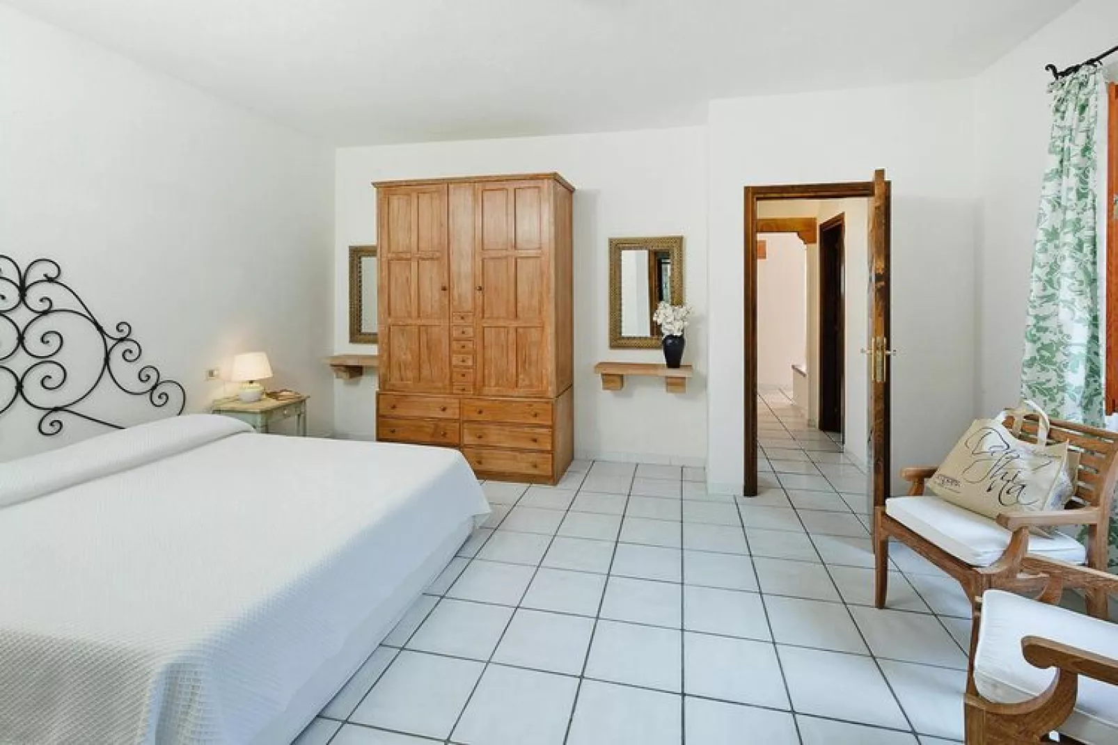 Holiday Residence Cala di Falco Villen Cannigione-Villa tipo B vista mare-Slaapkamer