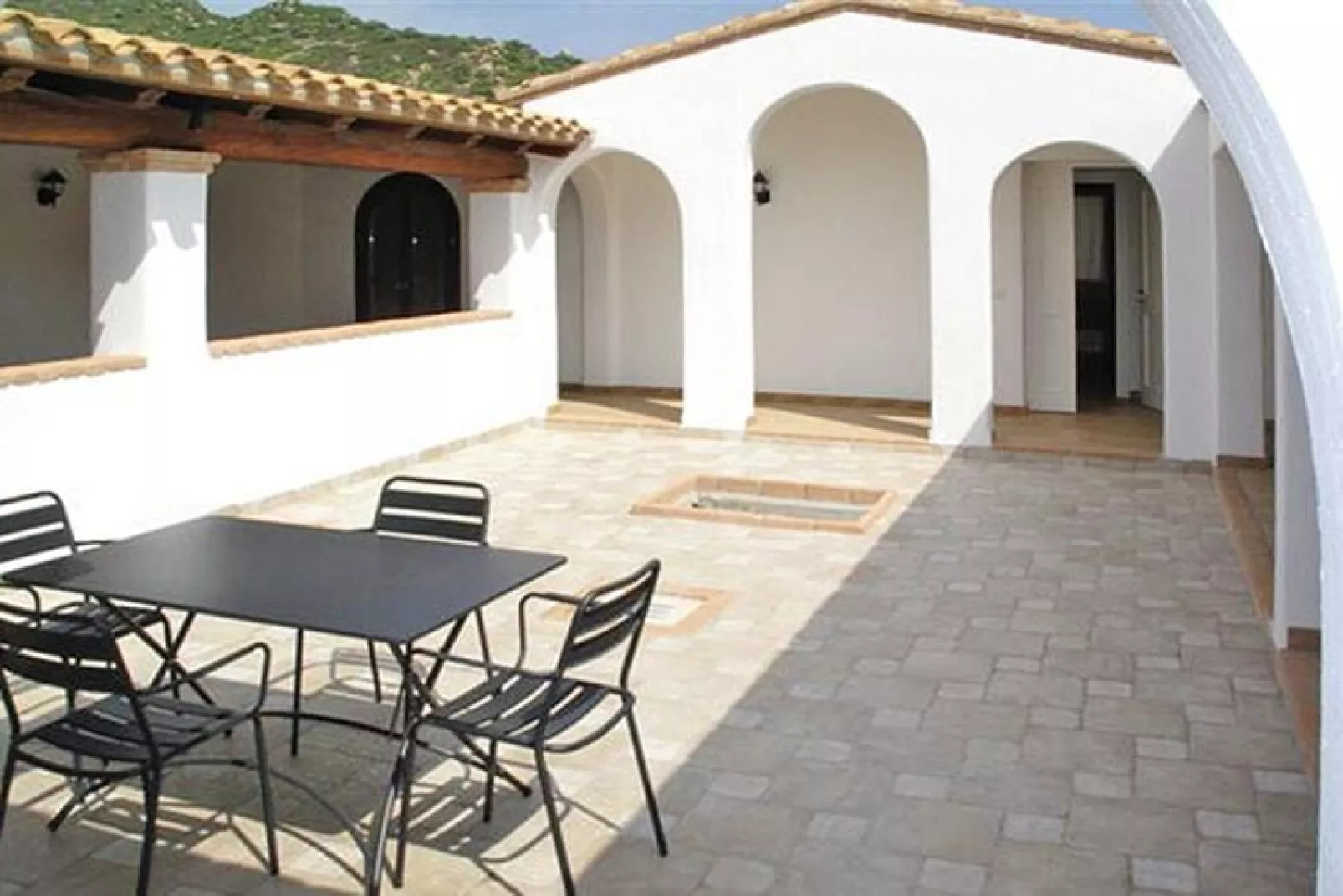 Row bungalows an der Costa Rei-San Pietro Villa 4/6 pers Unifamiliare con piscina comune-Terras