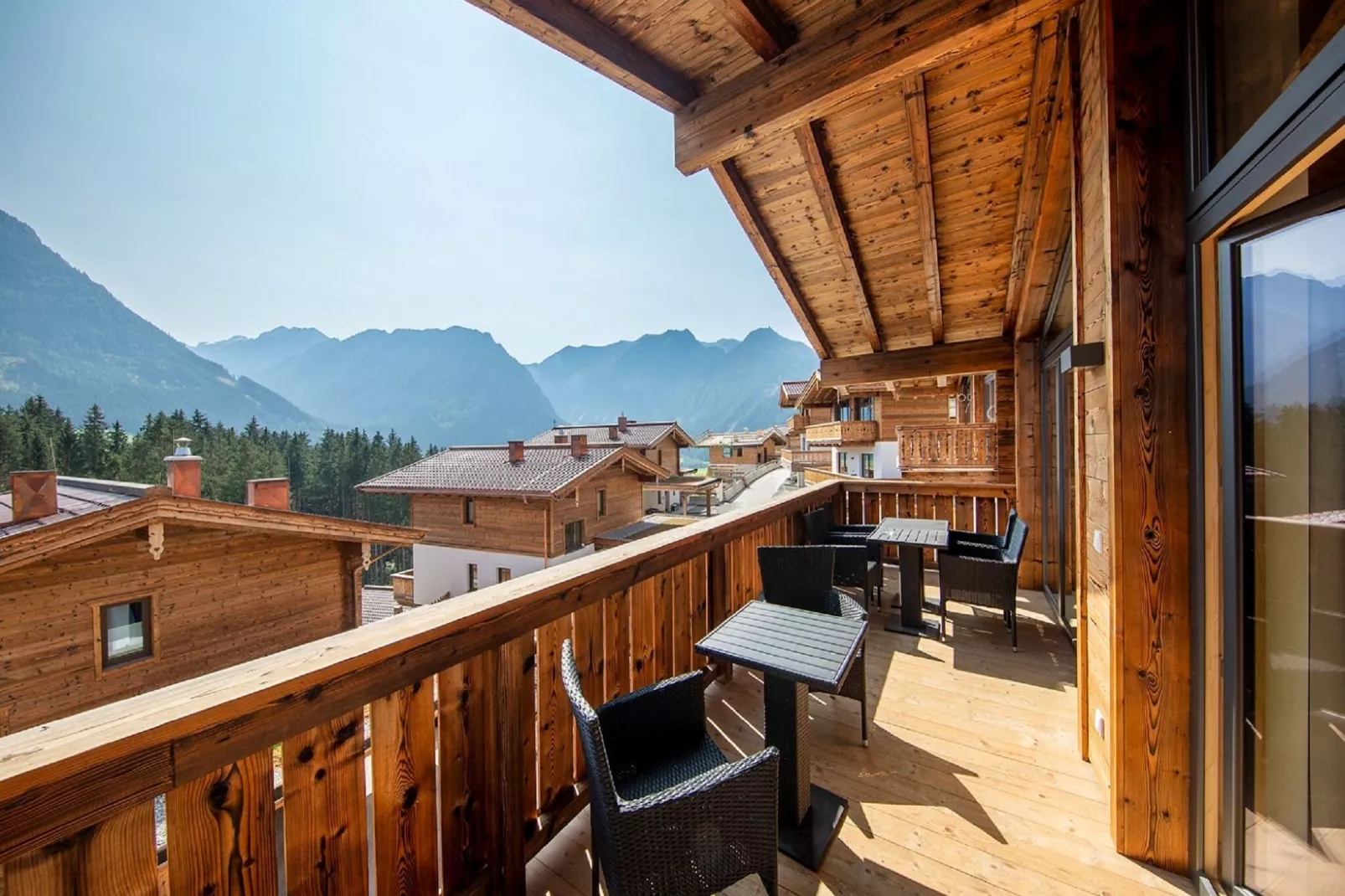 Rossberg Hohe Tauern Chalets -6-Terrasbalkon