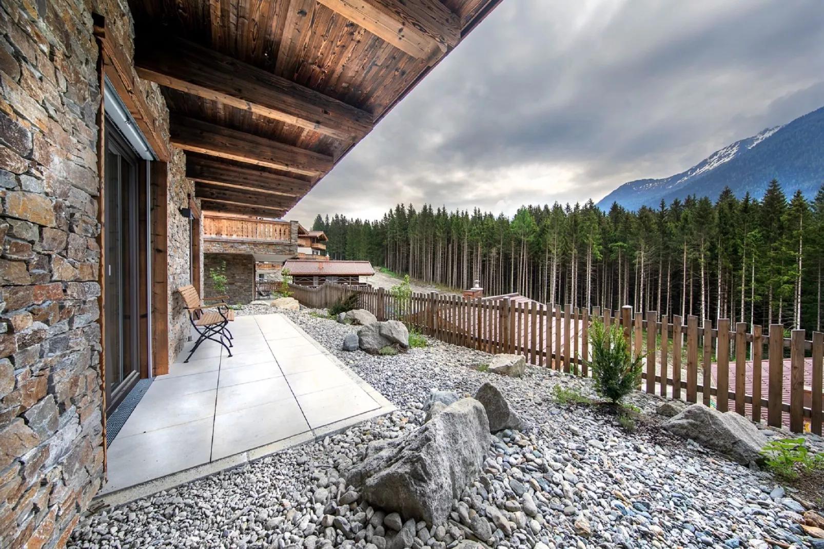 Rossberg Hohe Tauern Chalets -8-Buitenkant zomer