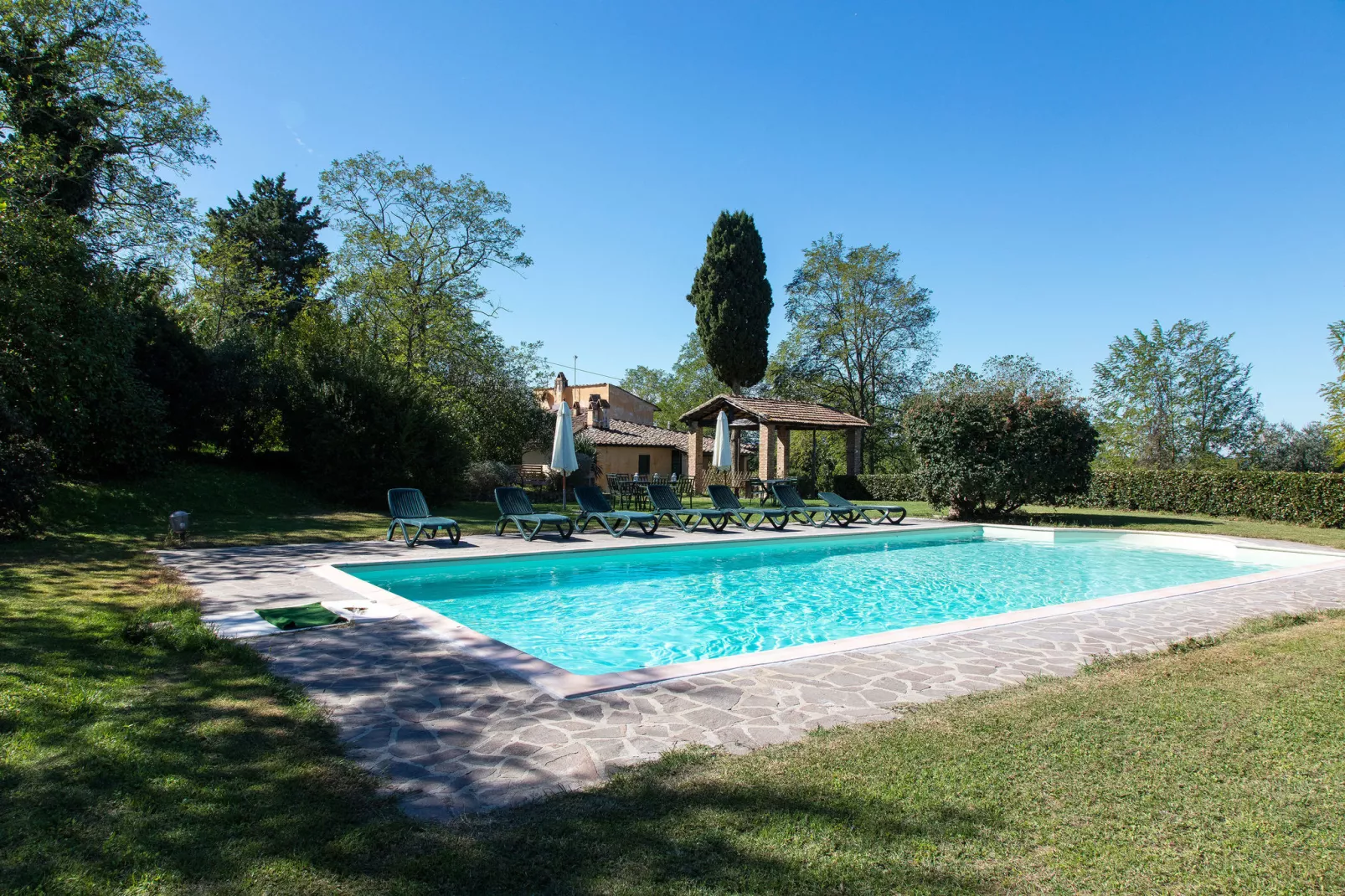 poolofhouse