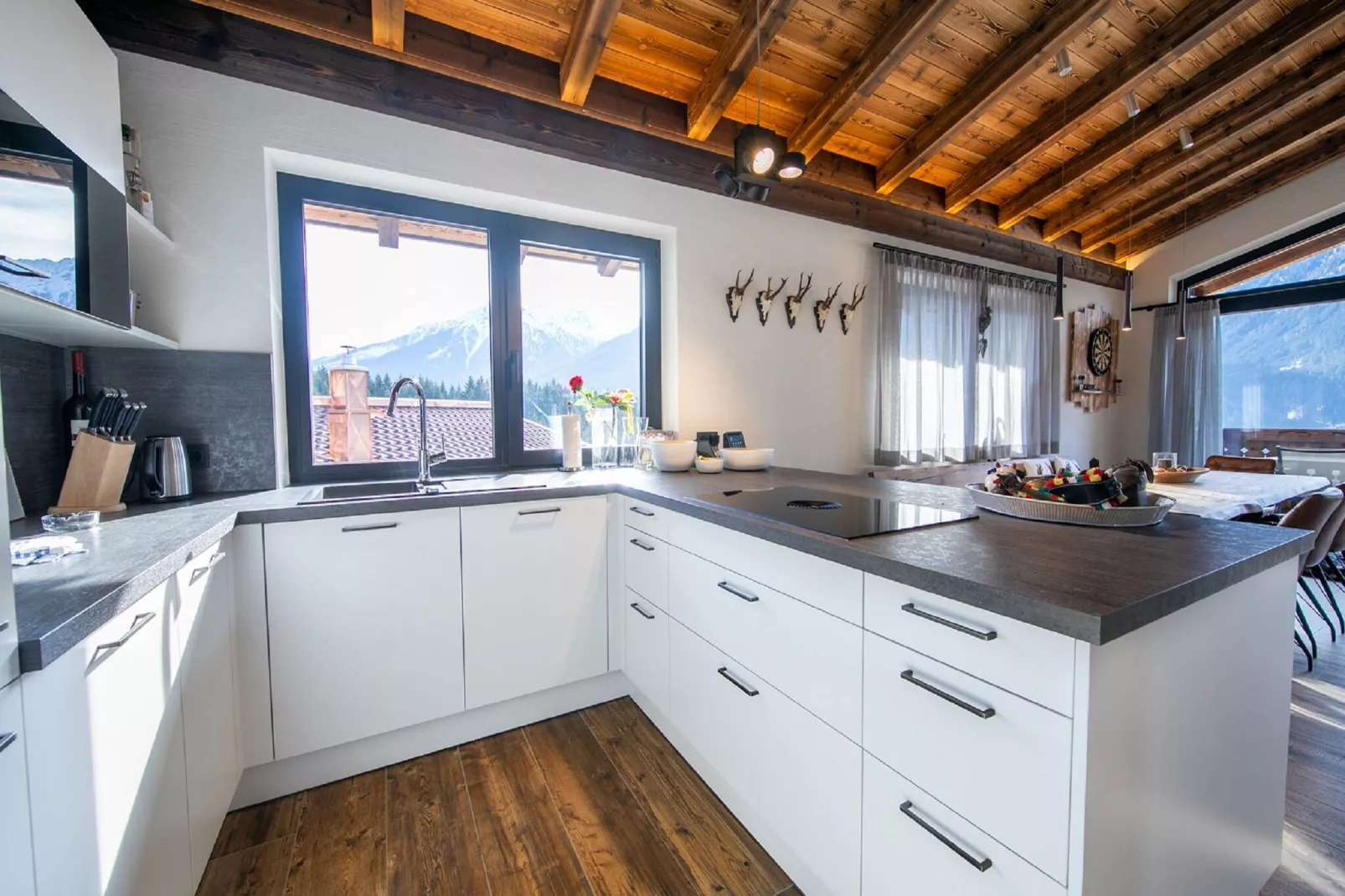 Rossberg Hohe Tauern Chalets -8-Keuken