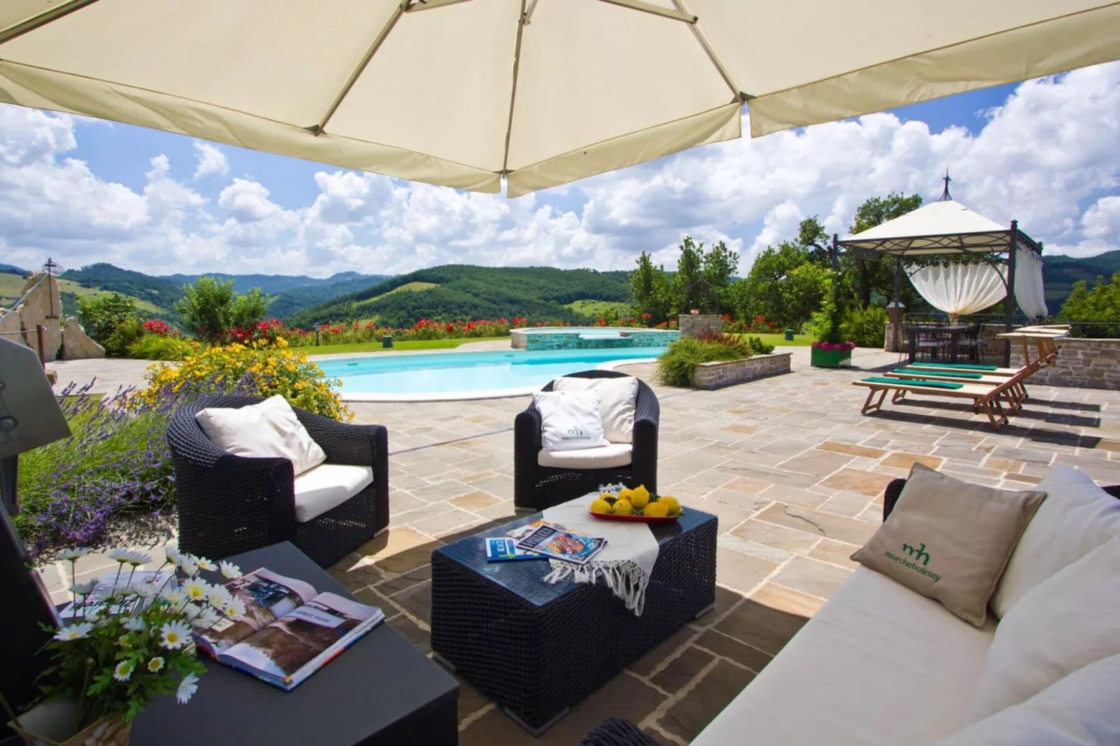 La Rocca Estate-Terrasbalkon