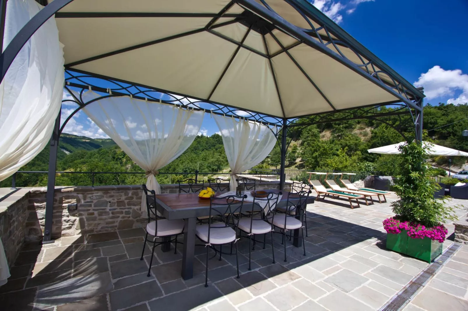 La Rocca Estate-Terrasbalkon