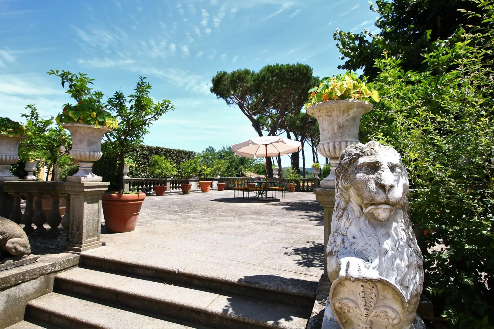 Villa Manziana-Terrasbalkon