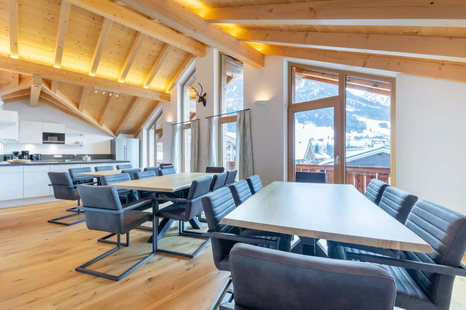 Chalet Bergerblick Wildkogel Arena-Eetkamer