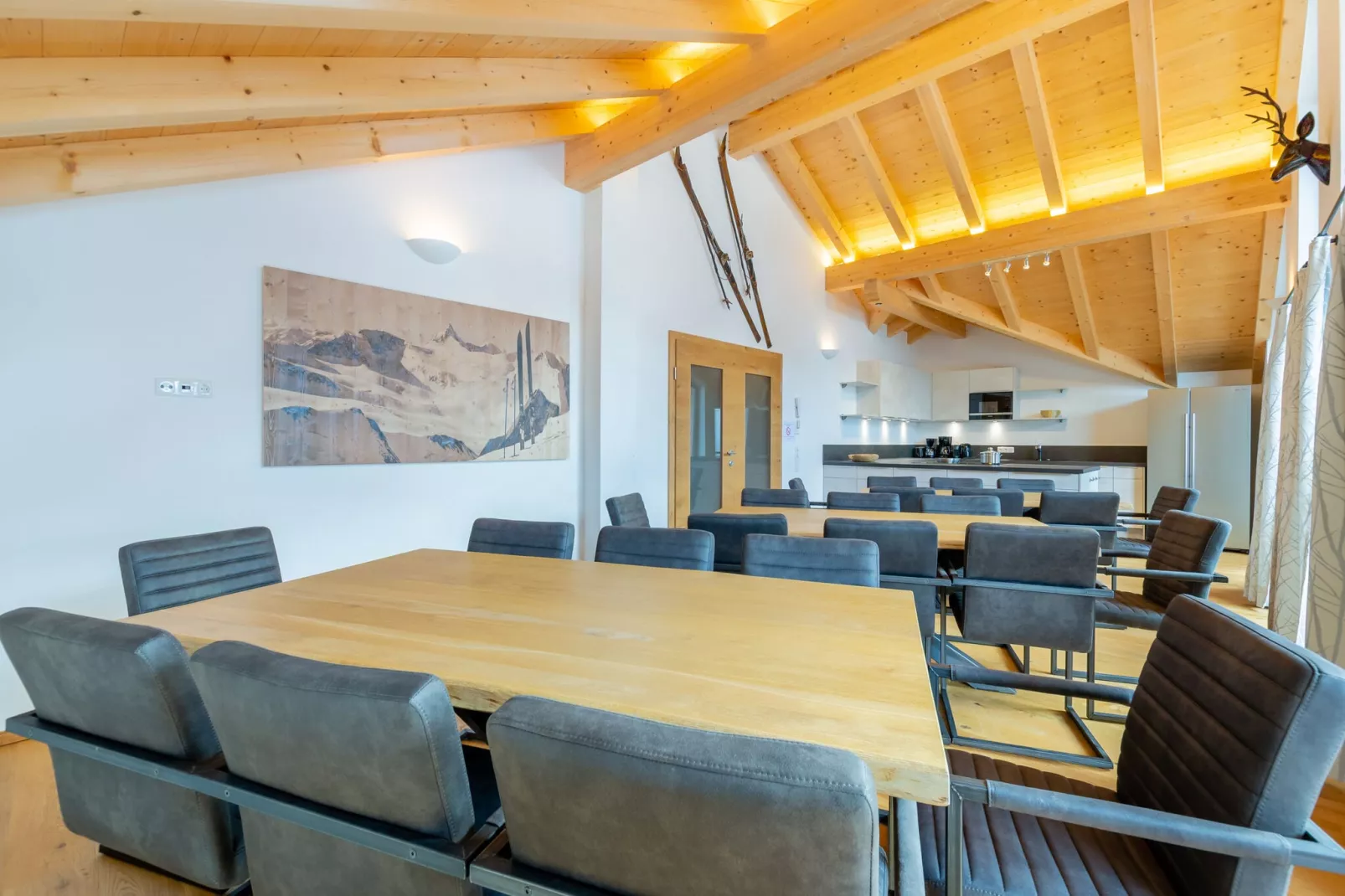 Chalet Bergerblick Wildkogel Arena-Eetkamer