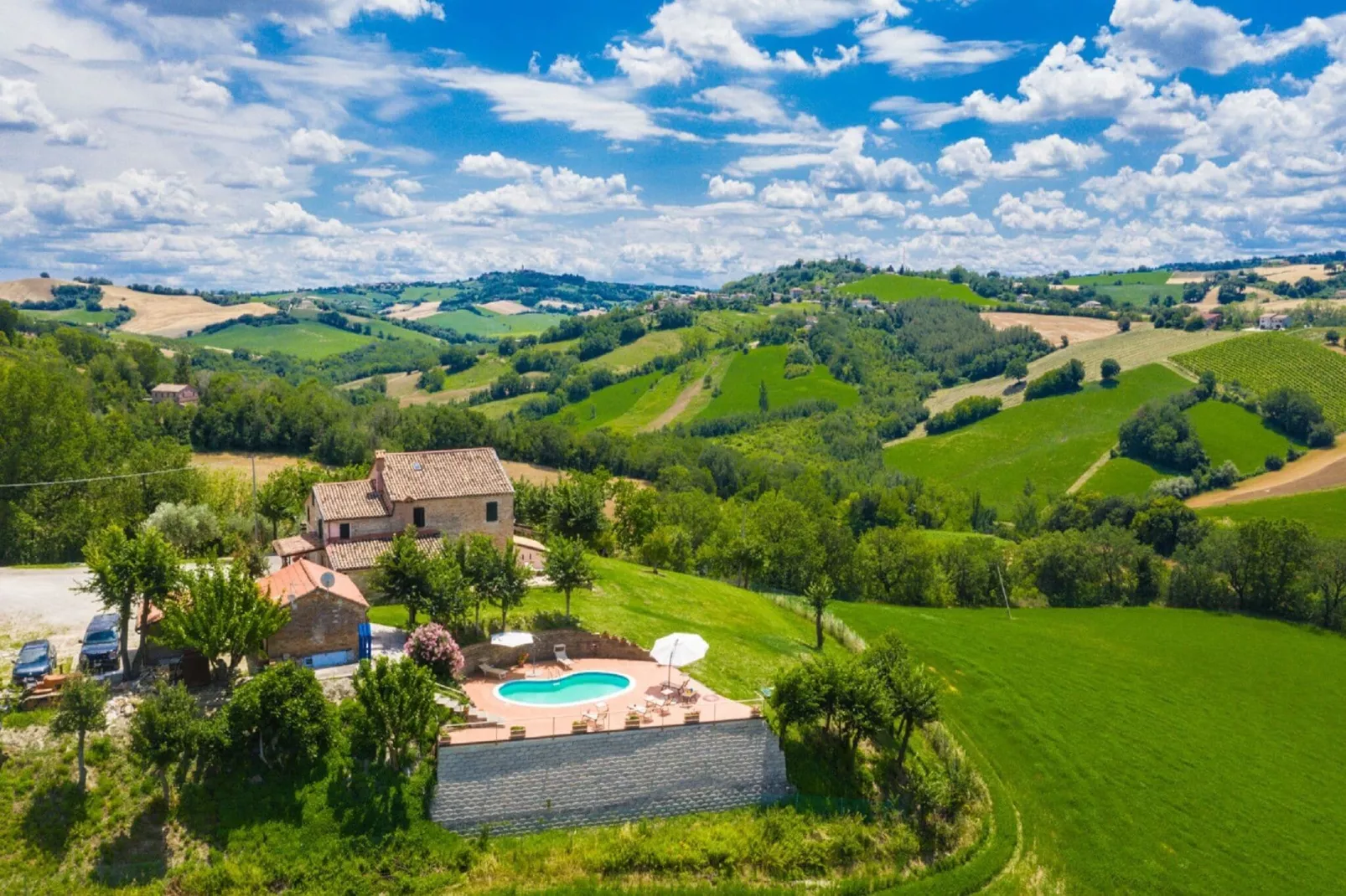 Villa Montebello-Buitenkant zomer