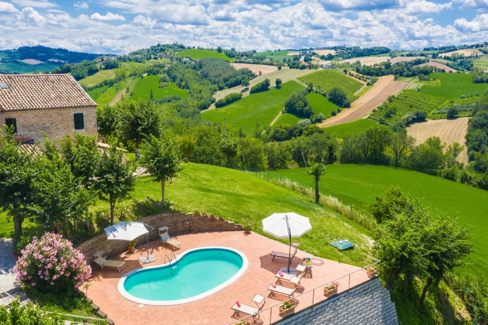 Villa Montebello-Zwembad