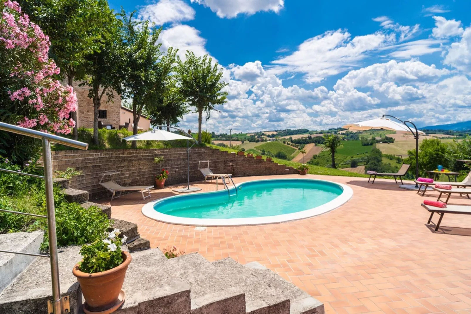 Villa Montebello-Zwembad