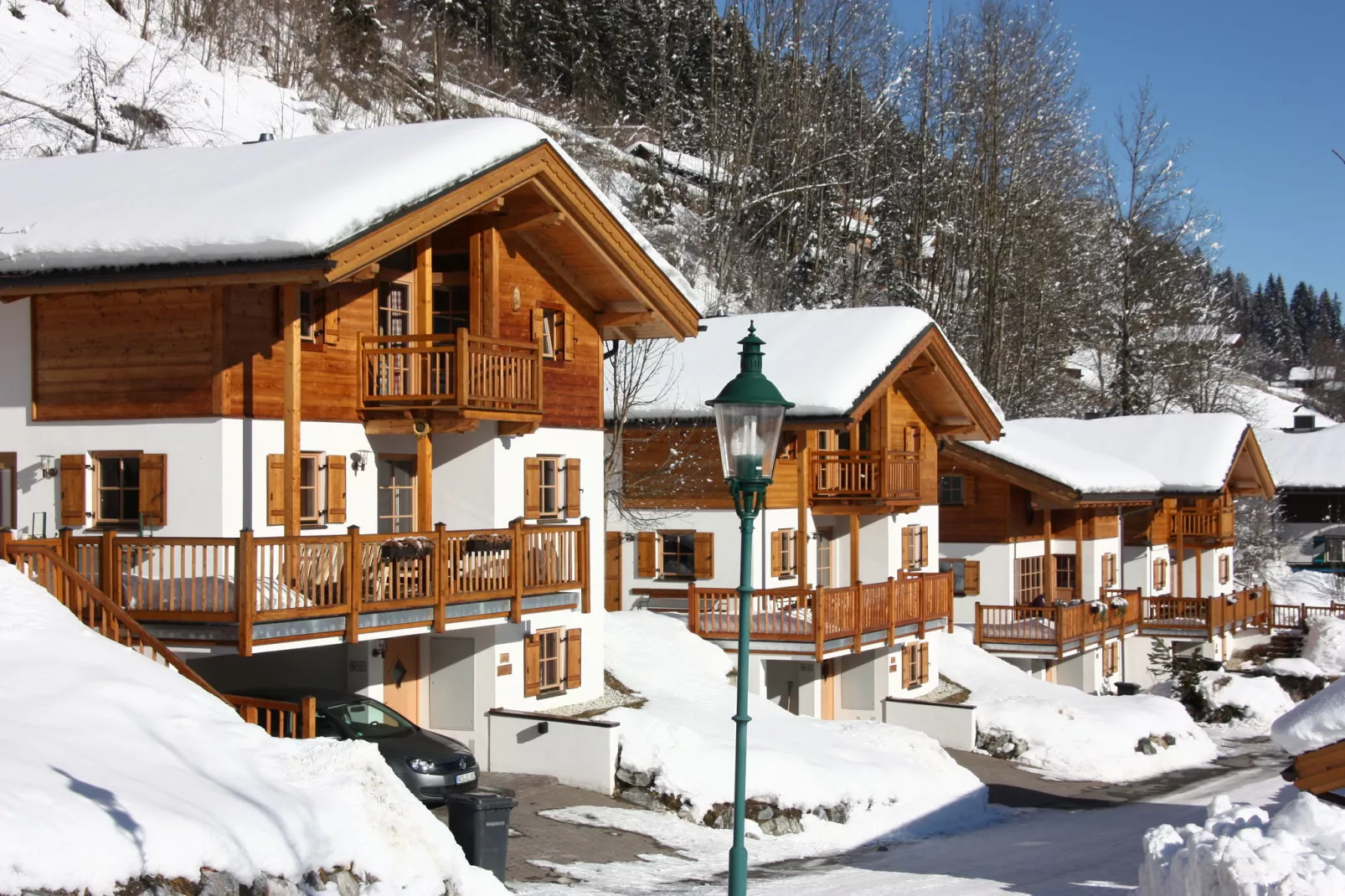 Chalets im Wald-Exterieur winter