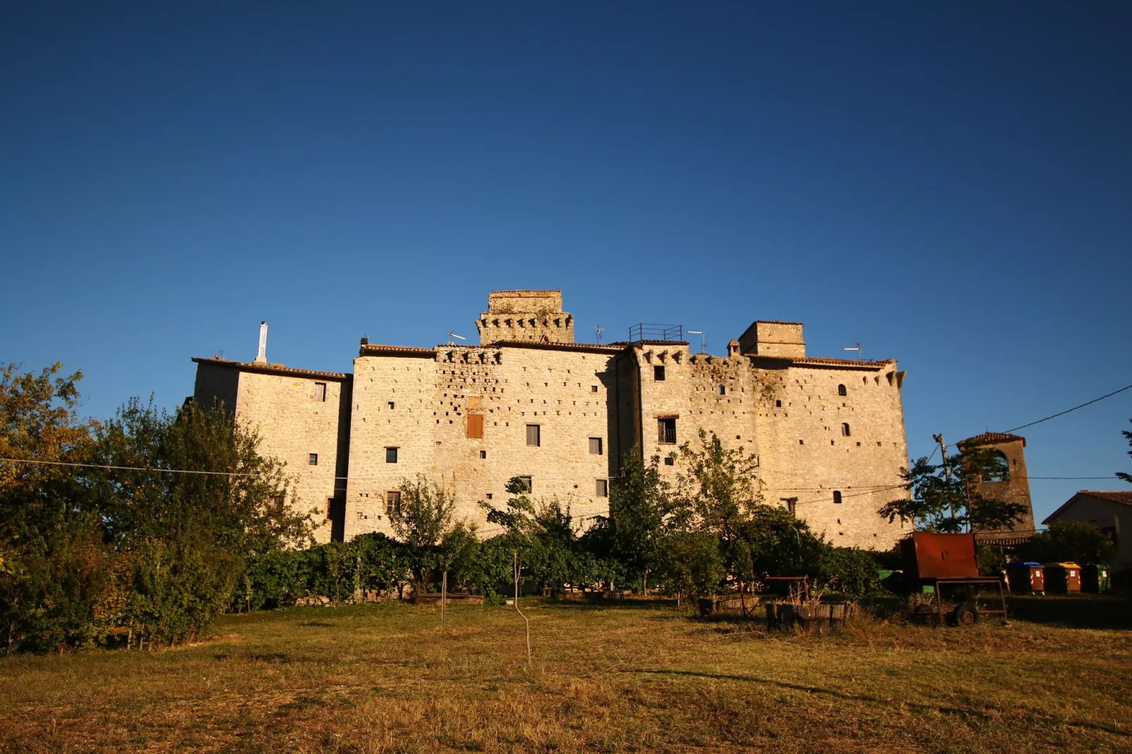 Torre Belvedere-Buitenkant zomer