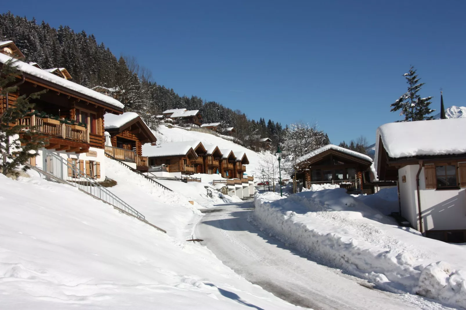 Chalets im Wald-Uitzicht winter