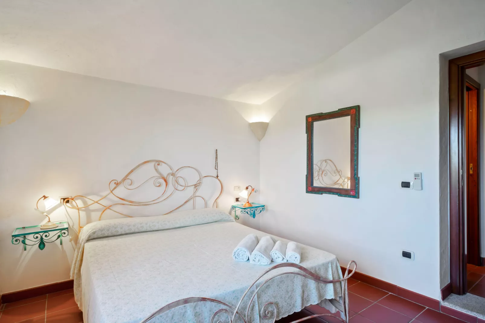 Villa Pitrizzina-Image-tags.