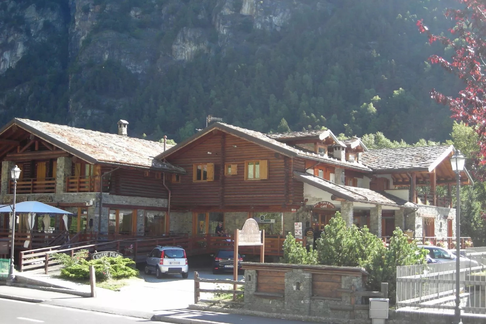 Chalet Antey Quadri C-Buitenkant zomer