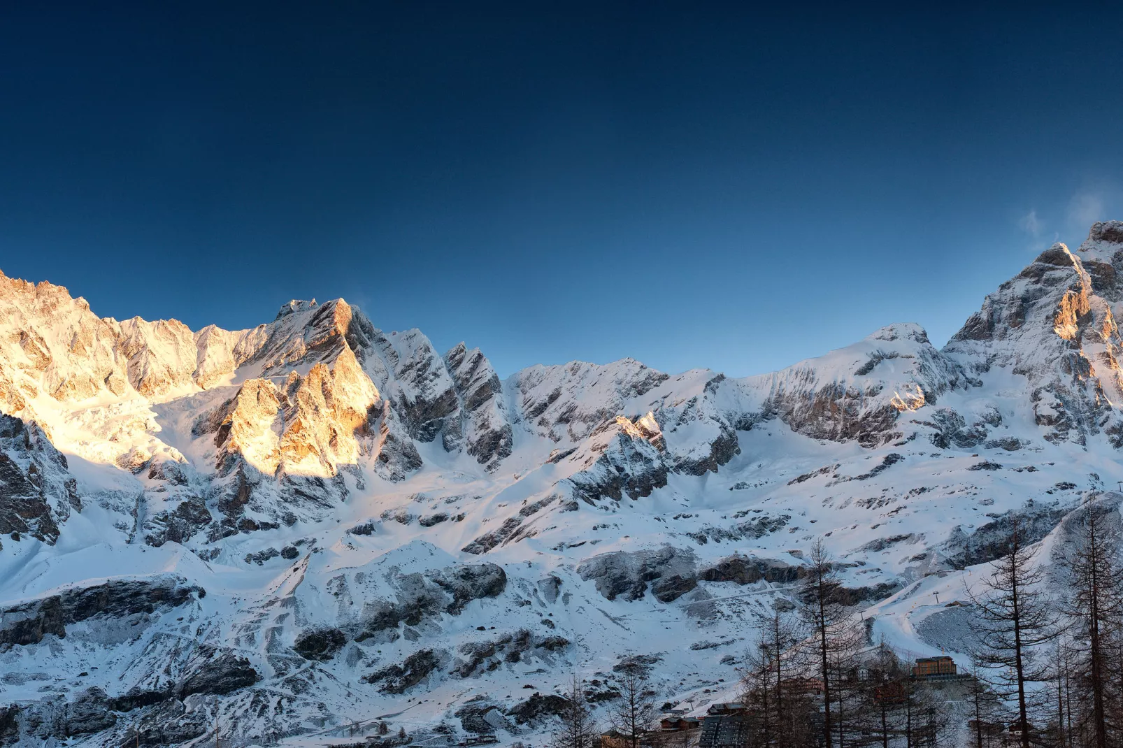 Residenza Cervinia Bilo Sei-Gebied winter 5km