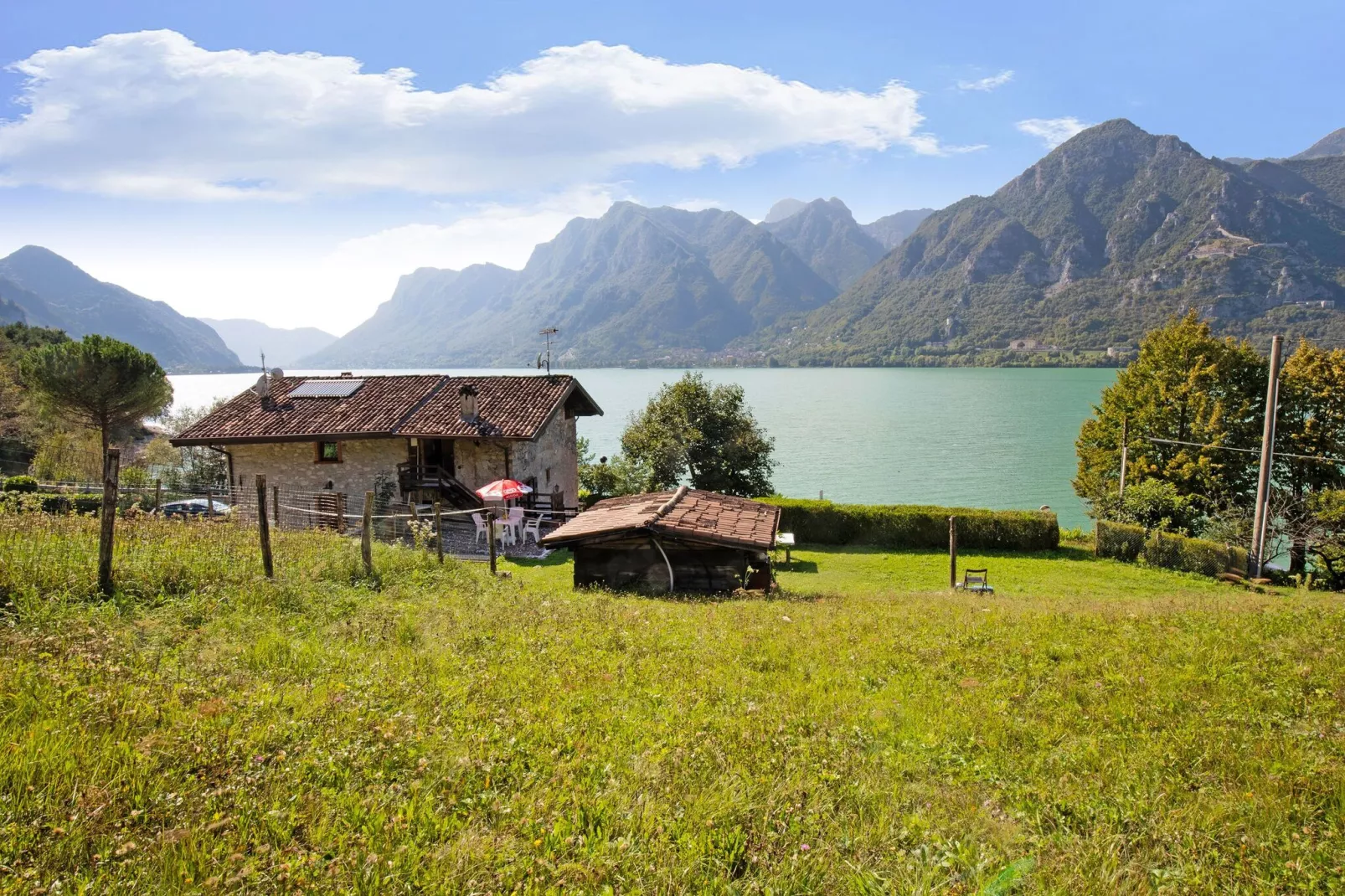 Fienile Regoli Quattro-Tuinen zomer