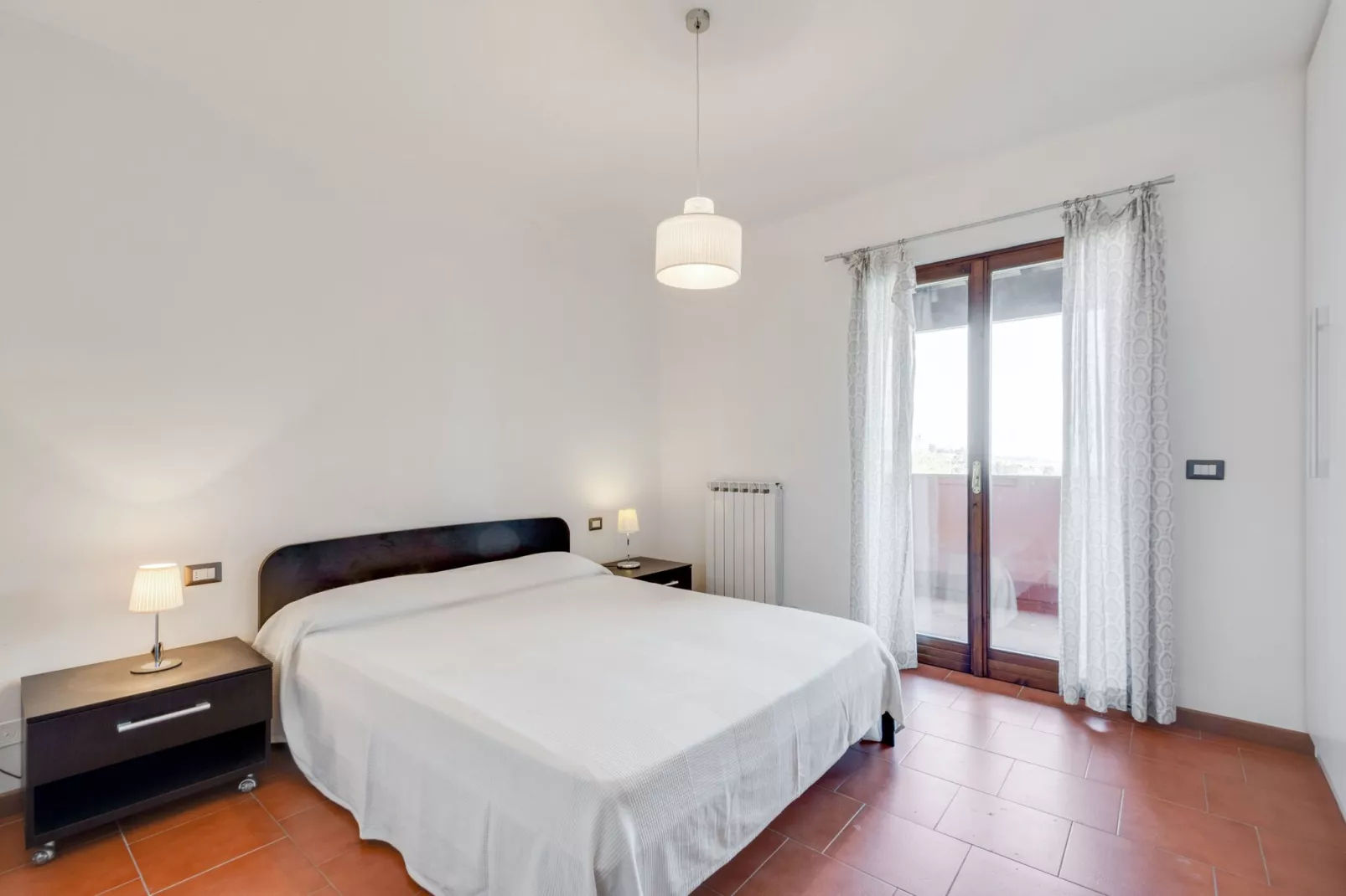 Gezellig vakantiehuis vlak bij het Gardameer met zwembad-Slaapkamer