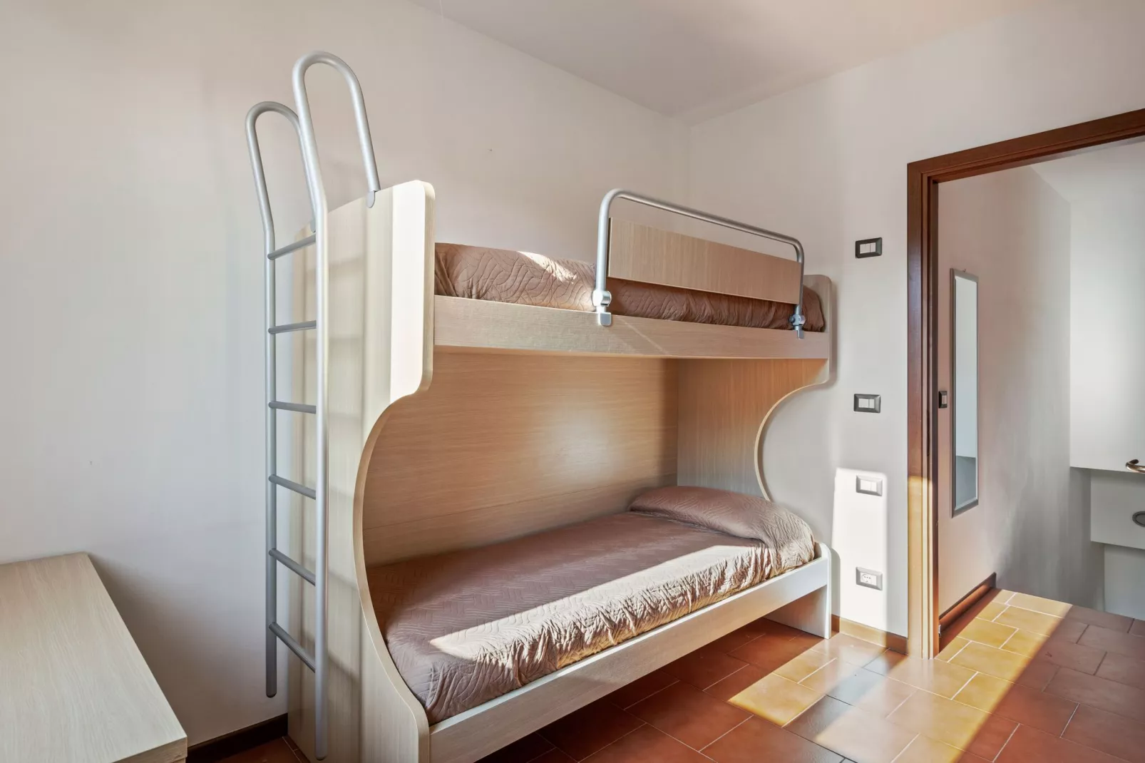 Gezellig appartement in Polpenazze del Garda met grote tuin-Slaapkamer