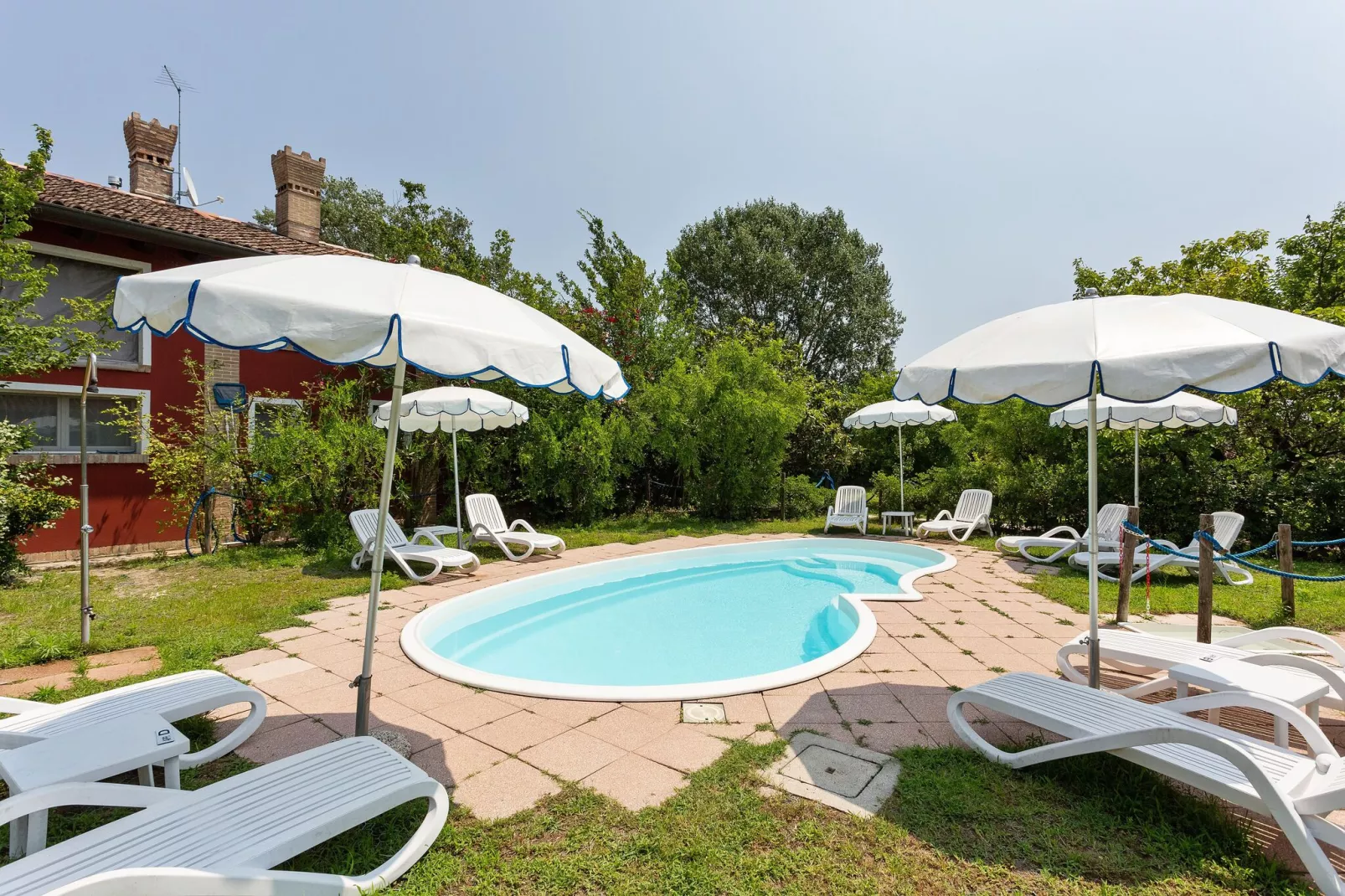 poolofhouse
