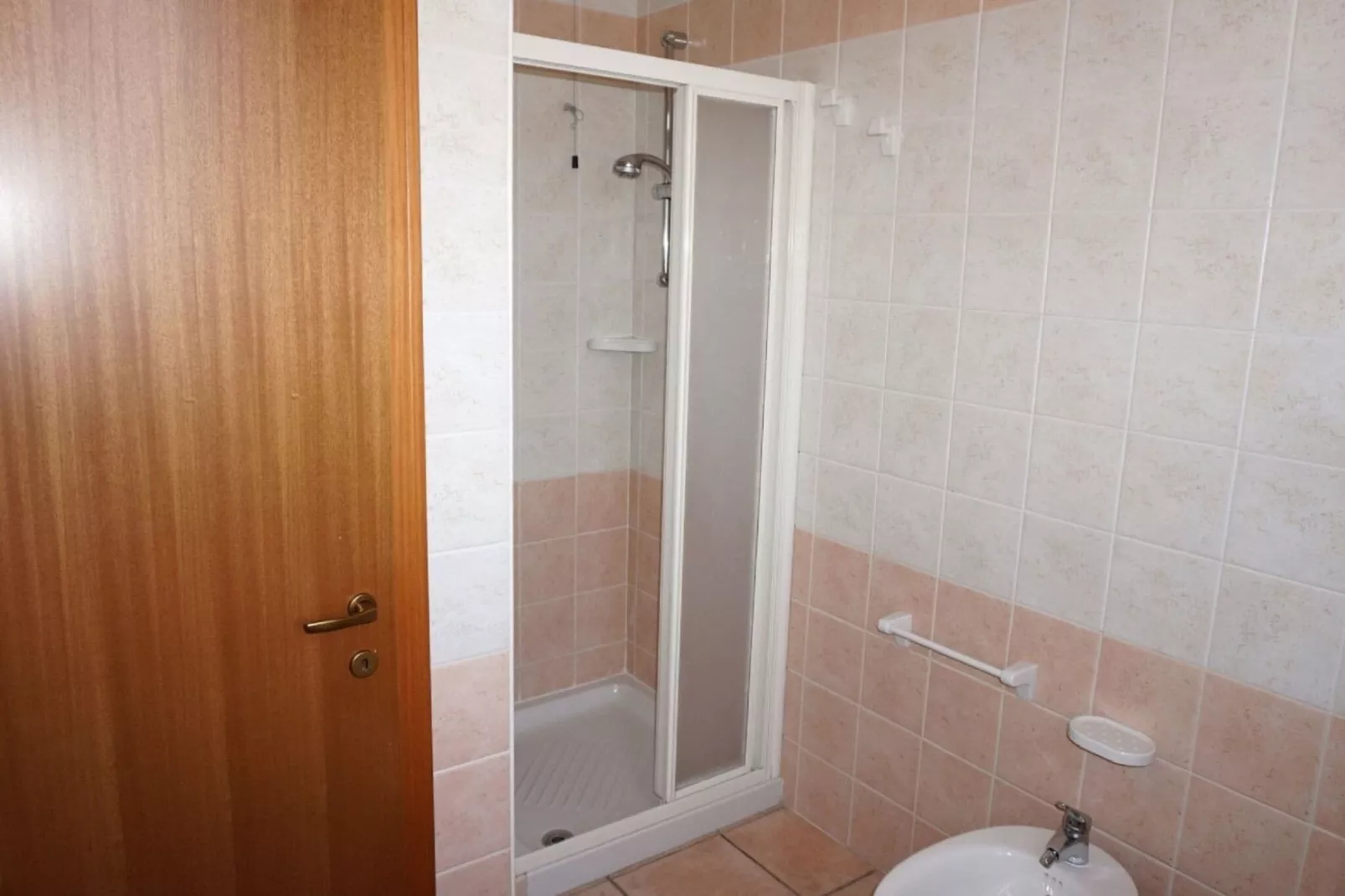 VILLAGGIO BETULLE lido Altanea tipo B villetta-Badkamer