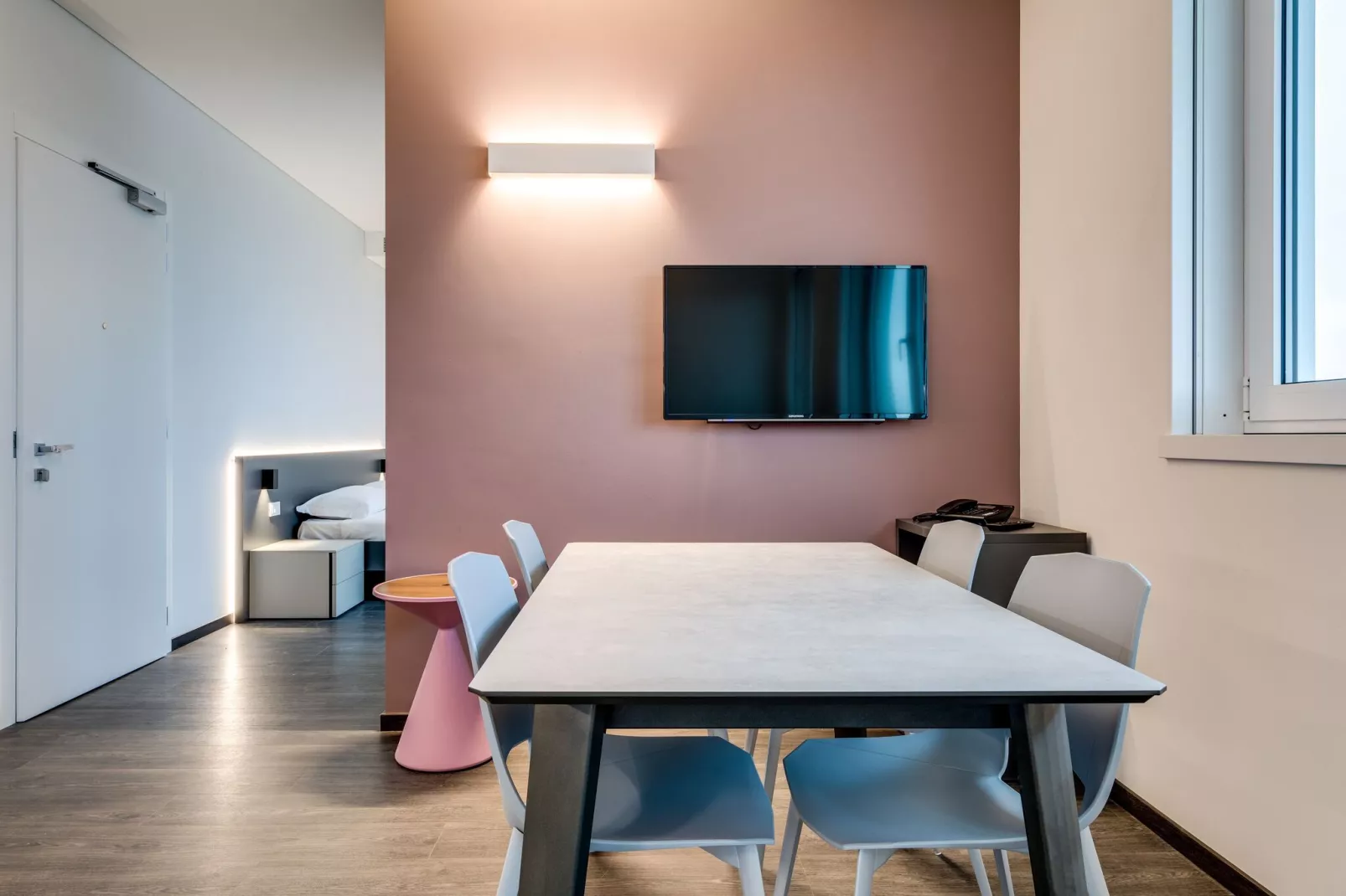 Modern appartement in Mestre vlak bij de zee-Eetkamer