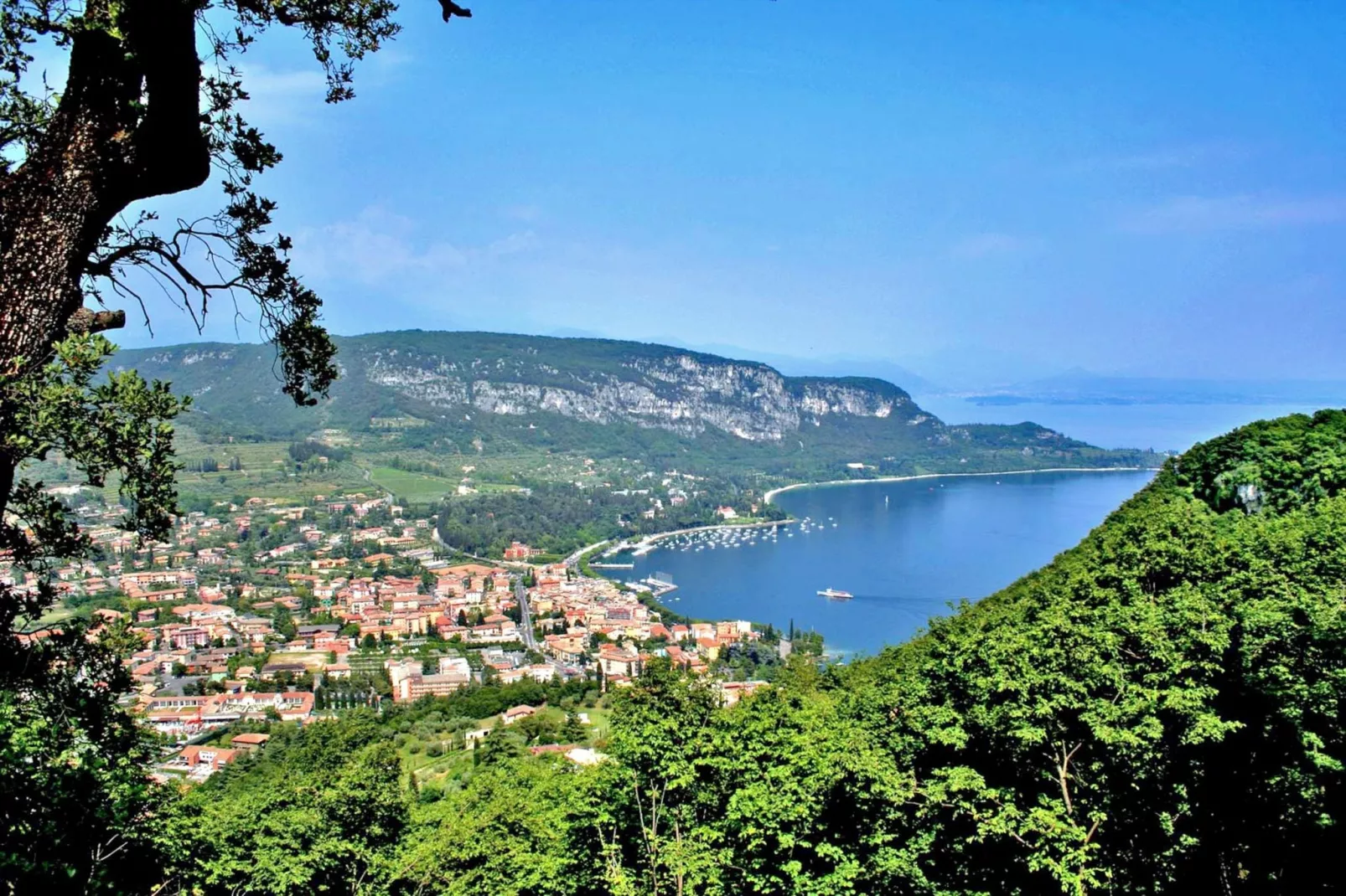 Panorama Ventisette-Gebieden zomer 20km