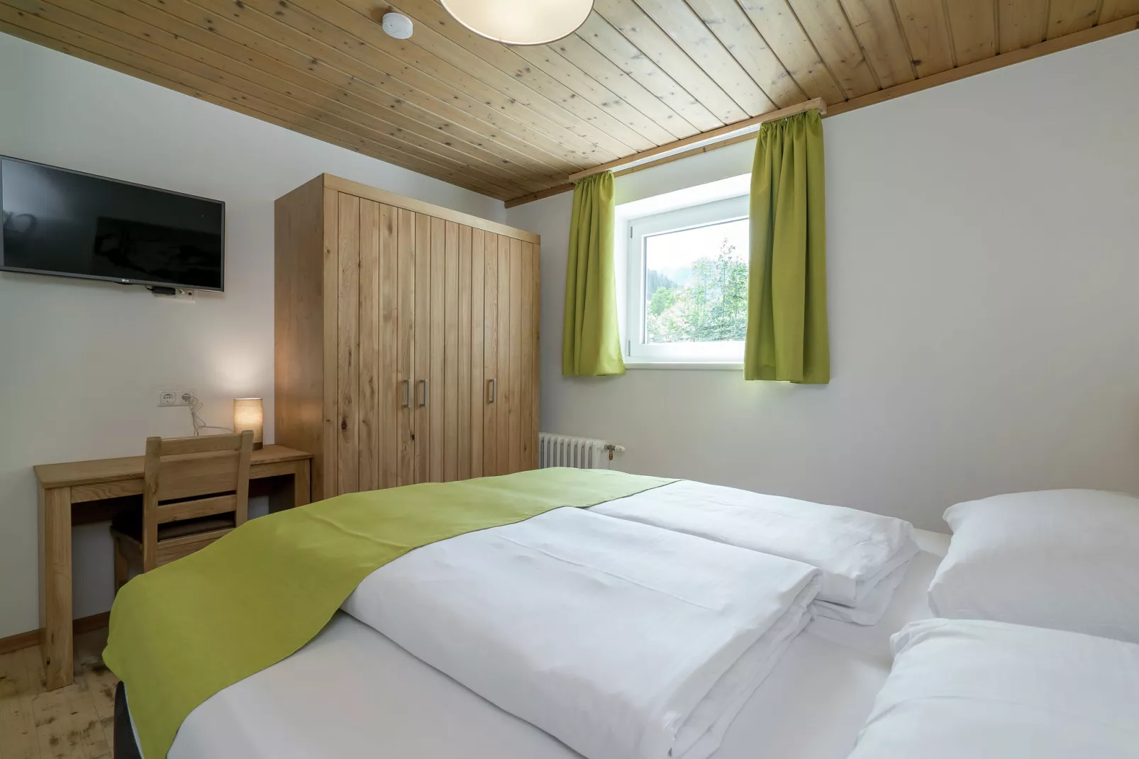 Alpensteinbock Saalbach D-Slaapkamer