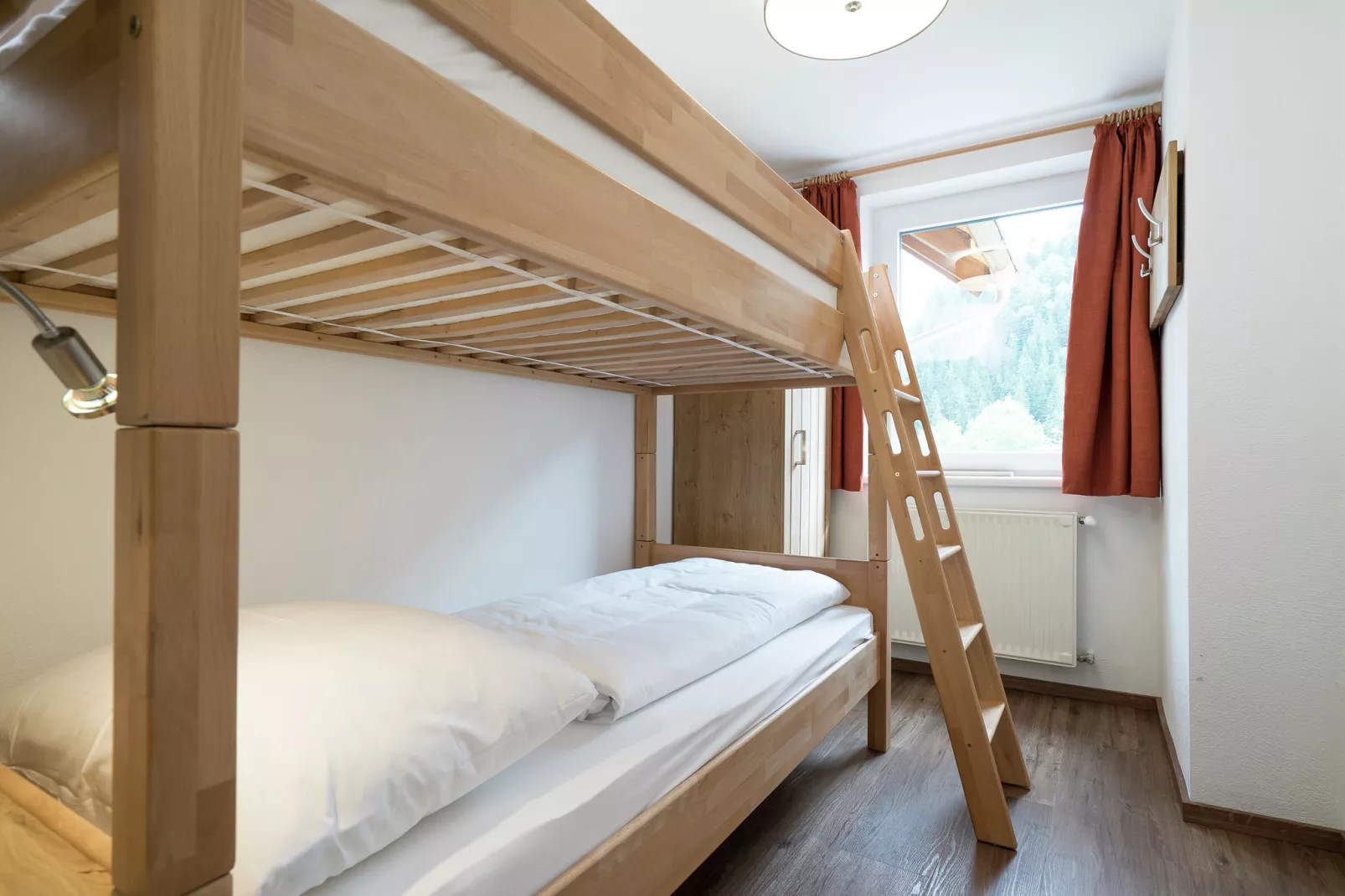Alpensteinbock Saalbach D-Slaapkamer