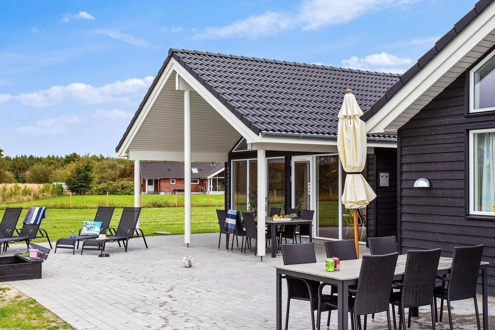 16 persoons vakantie huis in Idestrup-Uitzicht