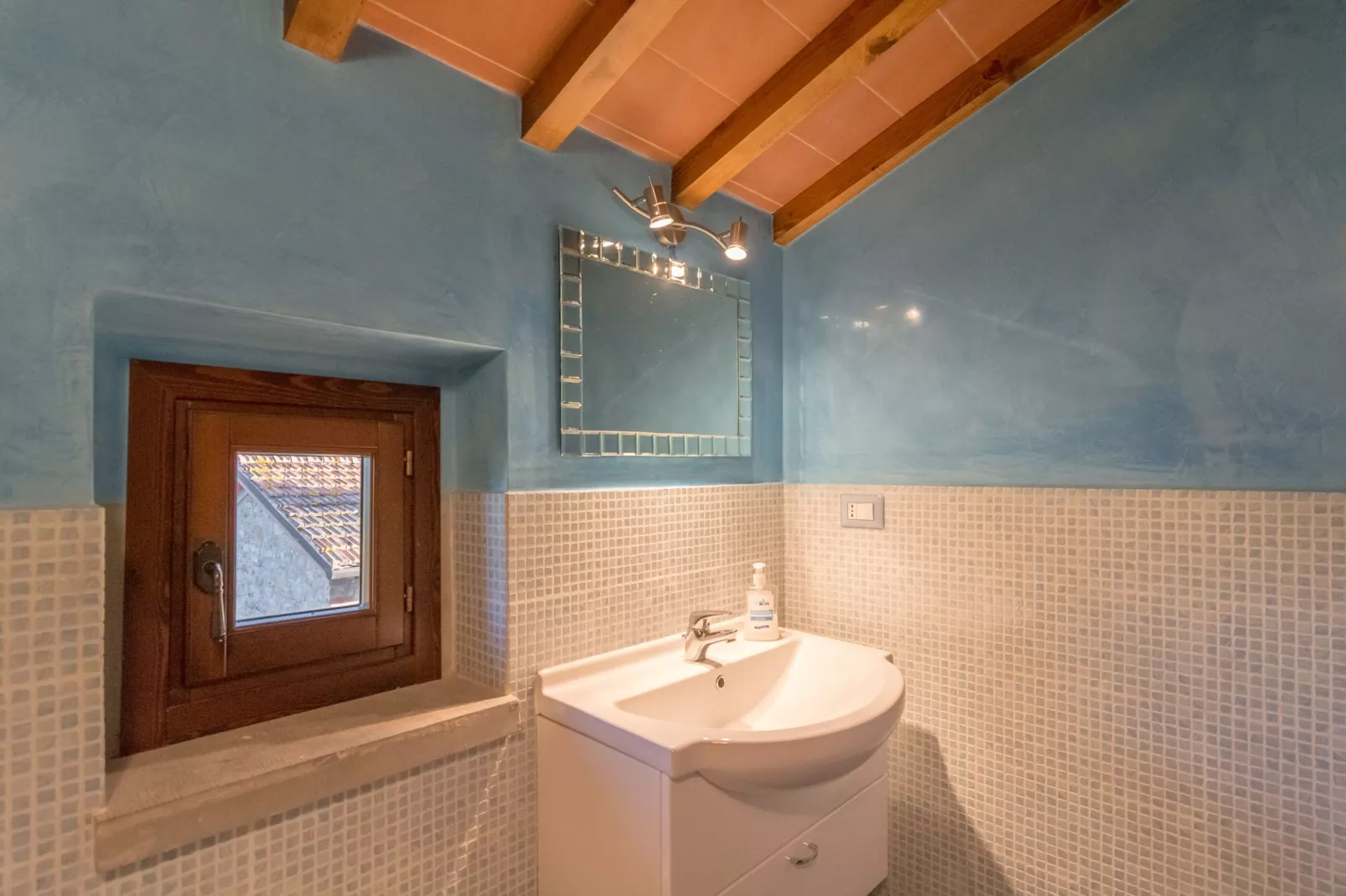 Casa dei Ciompi-Badkamer