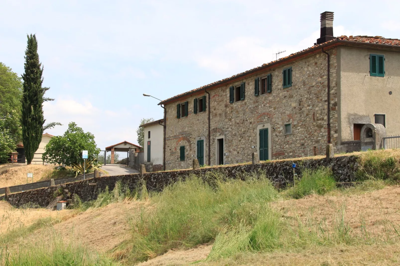 La Casa dei Due Olivi-Buitenkant zomer