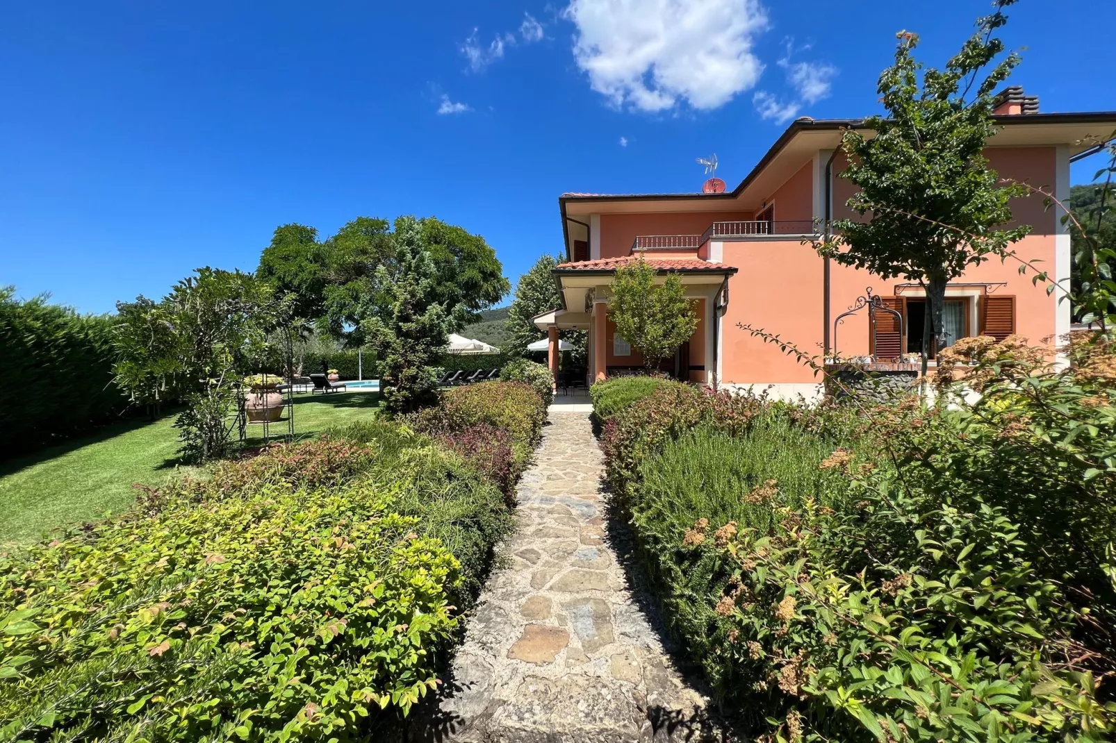 Villa a Loro Ciuffenna-Hal-ontvangst