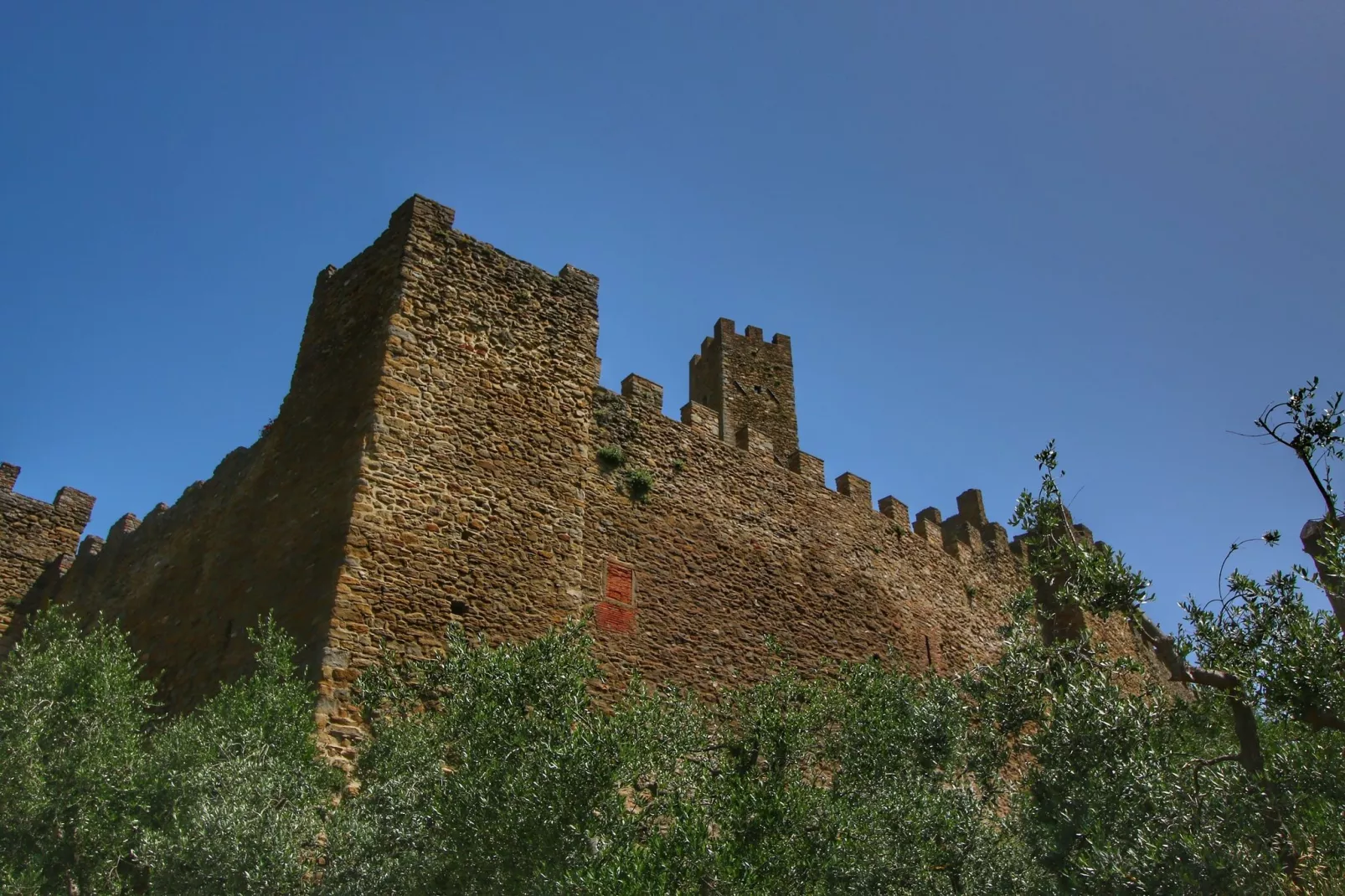 Montecchio-Gebieden zomer 5km