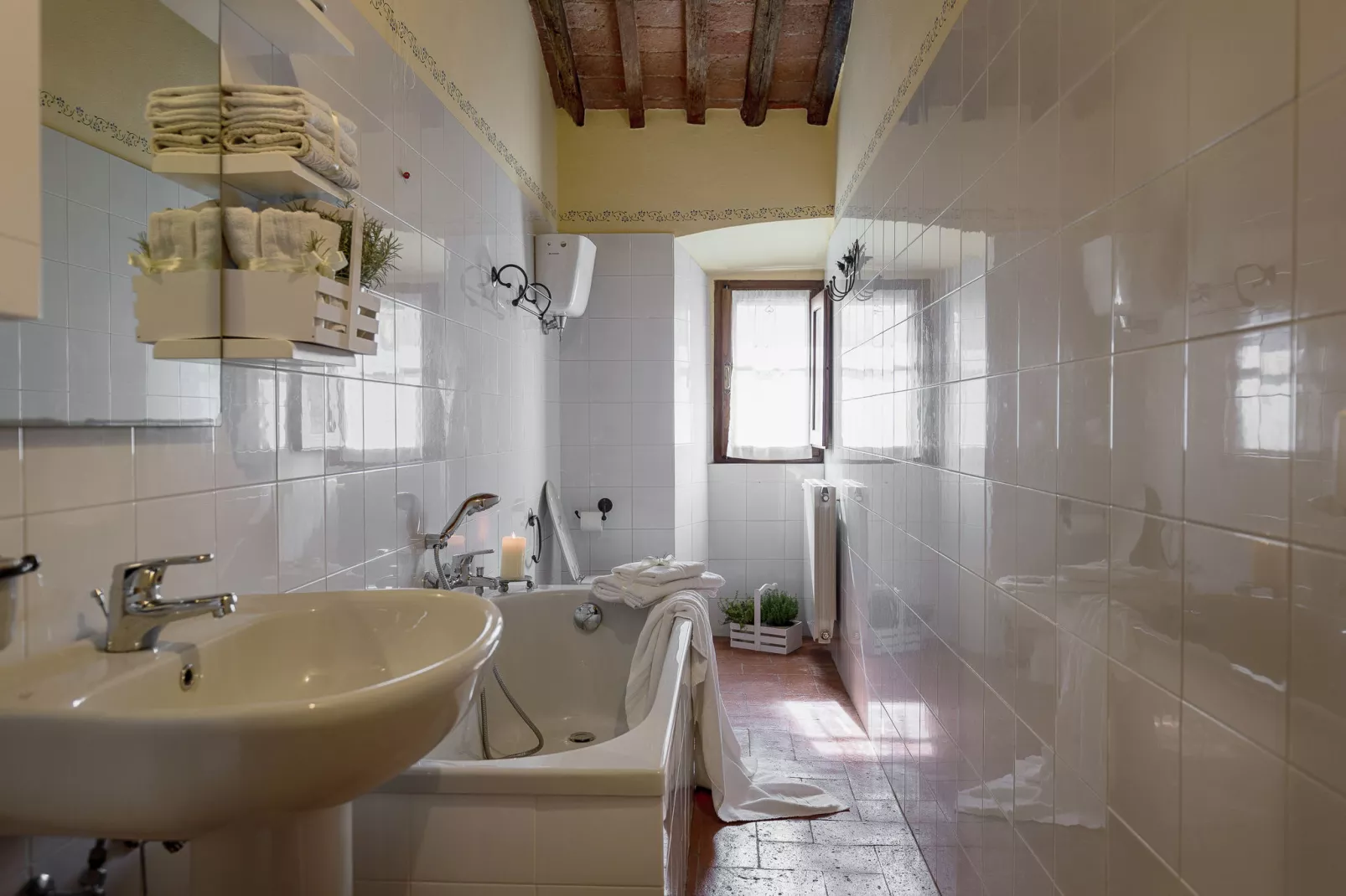 Fontocchio Diciassette-Badkamer