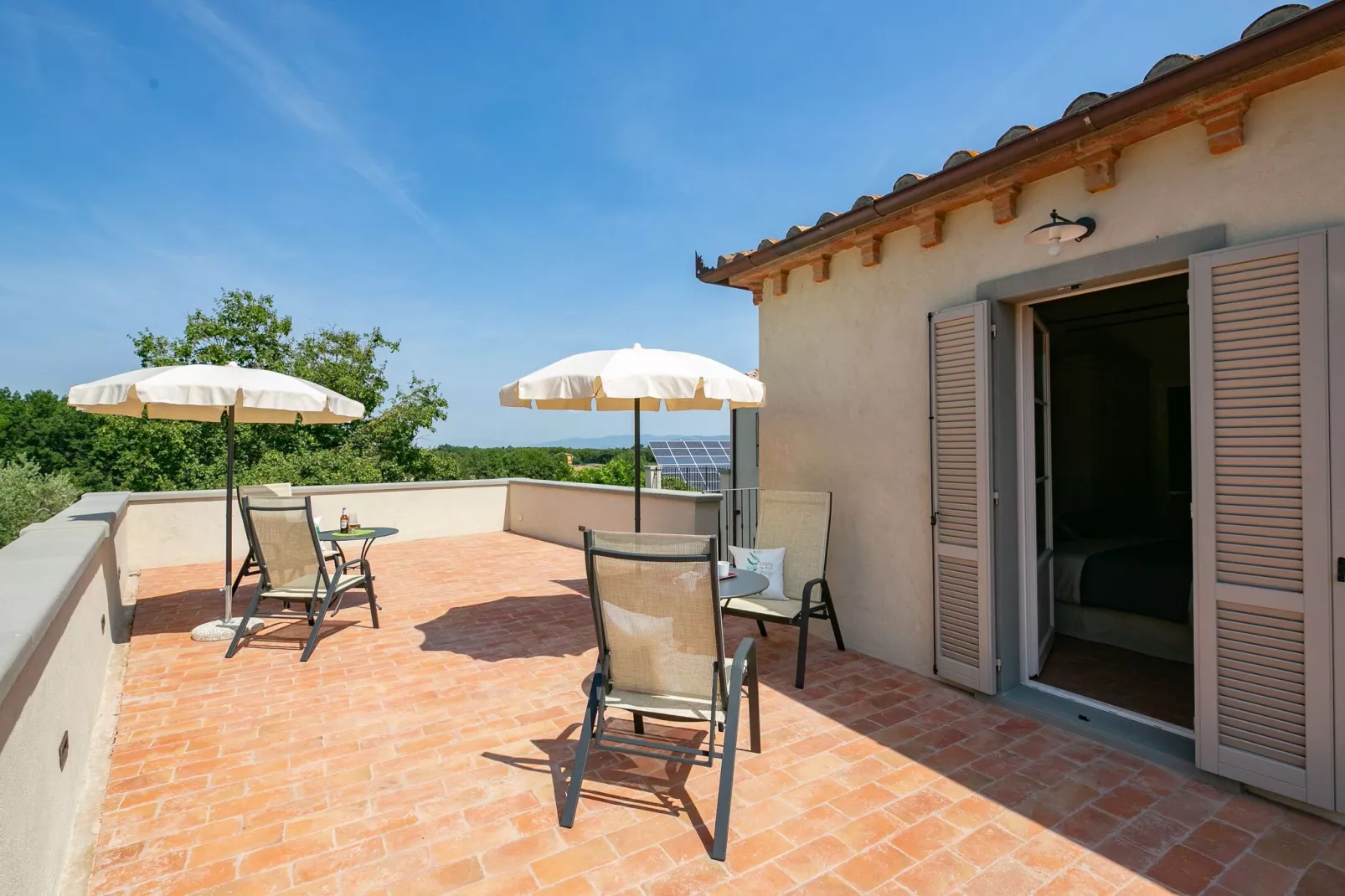 Villa Severina Dieci-Terrasbalkon