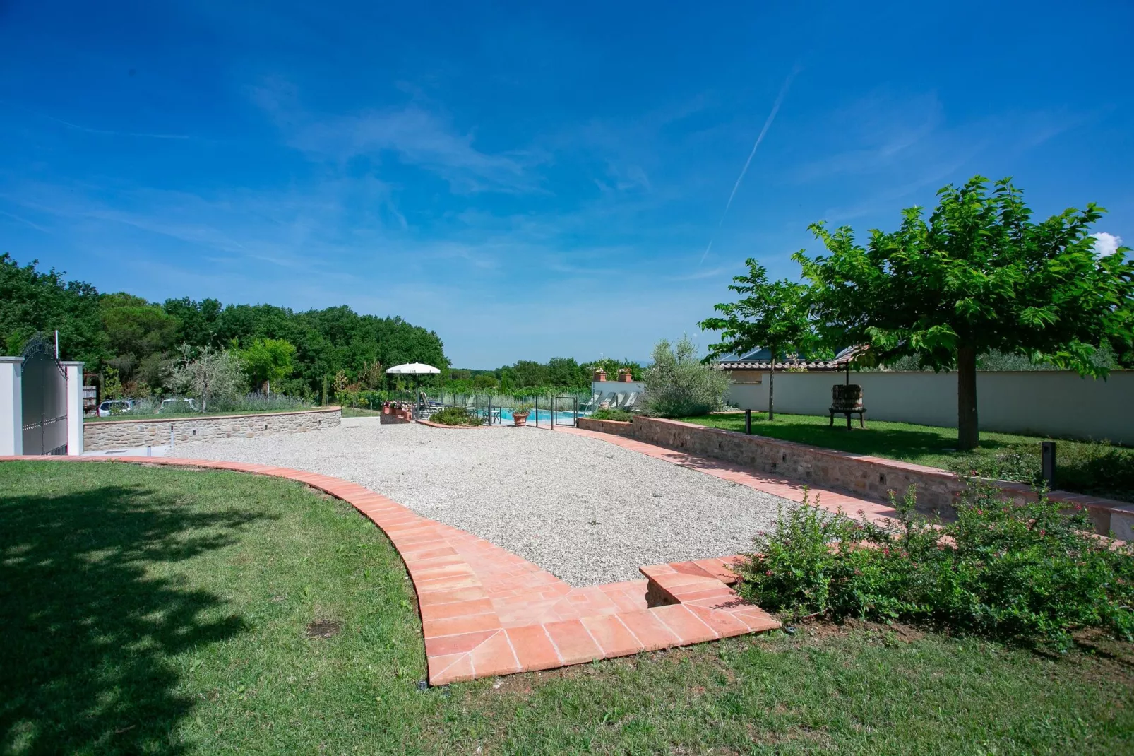 Villa Severina Dieci-Tuinen zomer