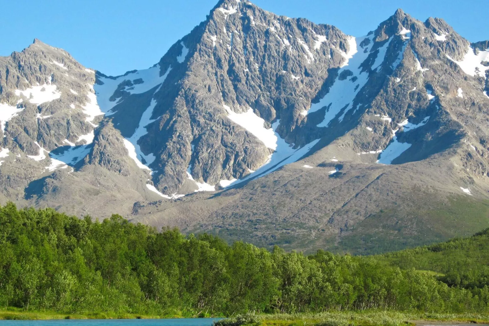 Kusttoevlucht in Lyngen-By Traum-Niet-getagd
