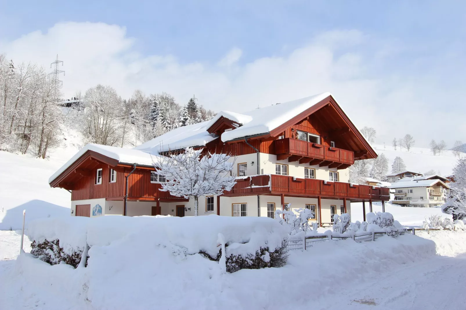 Gezellig appartement in Salzburgerland met tuin en terras-Exterieur winter