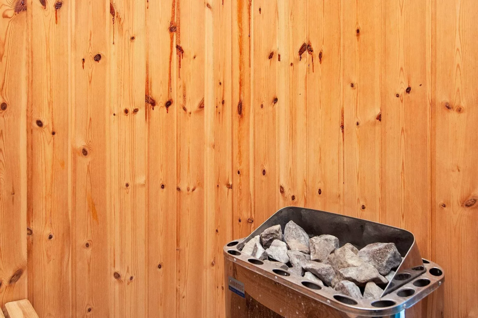 Ruim vakantiehuis in Hejls met binnenzwembad-Sauna