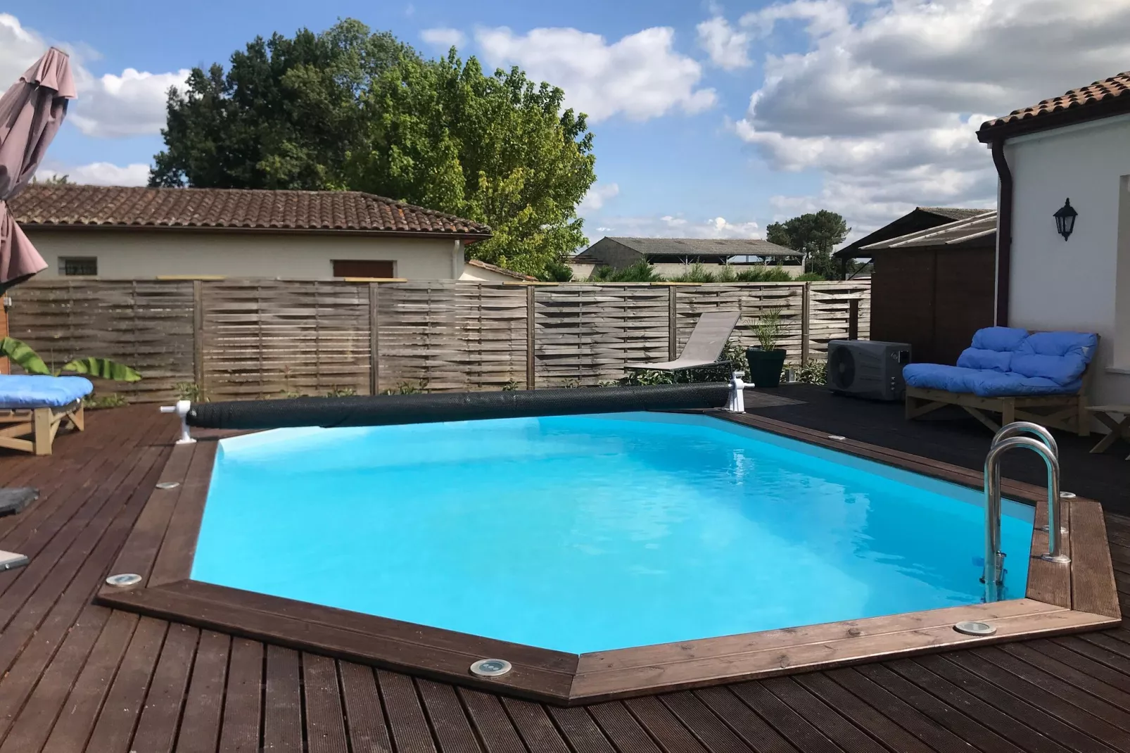 Chambre zen chez l'habitant avec piscine-Zwembad