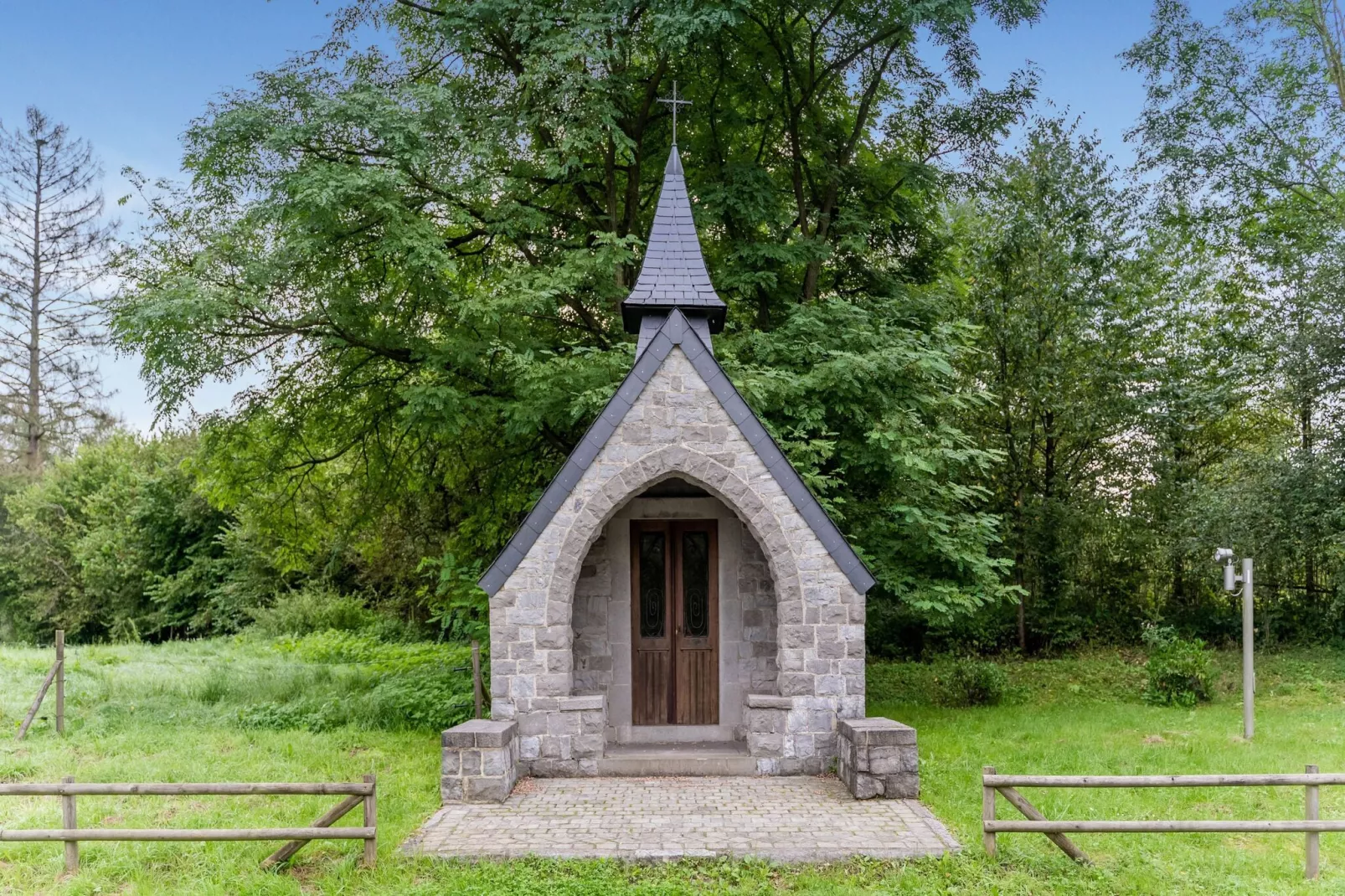 Château de Goyet 24 pax-Gebieden zomer 5km