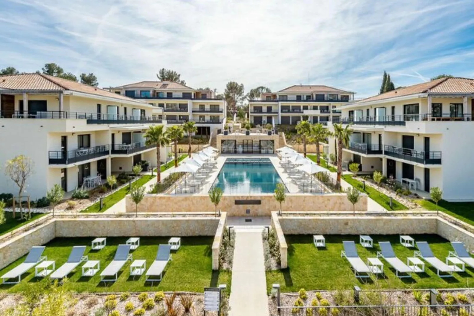 Residence Vence 5-Buitenkant zomer