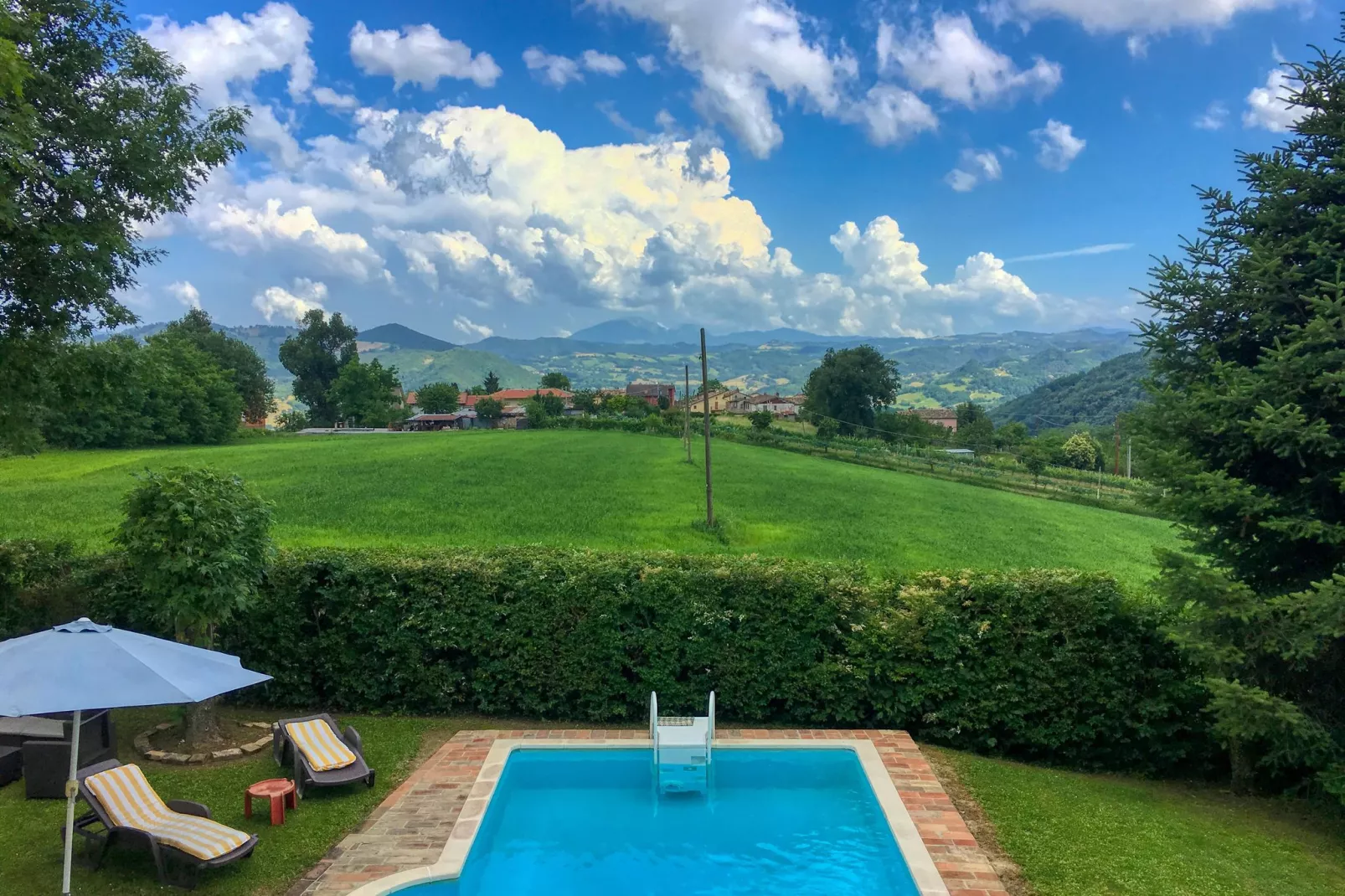 Villa Faggio-Uitzicht zomer