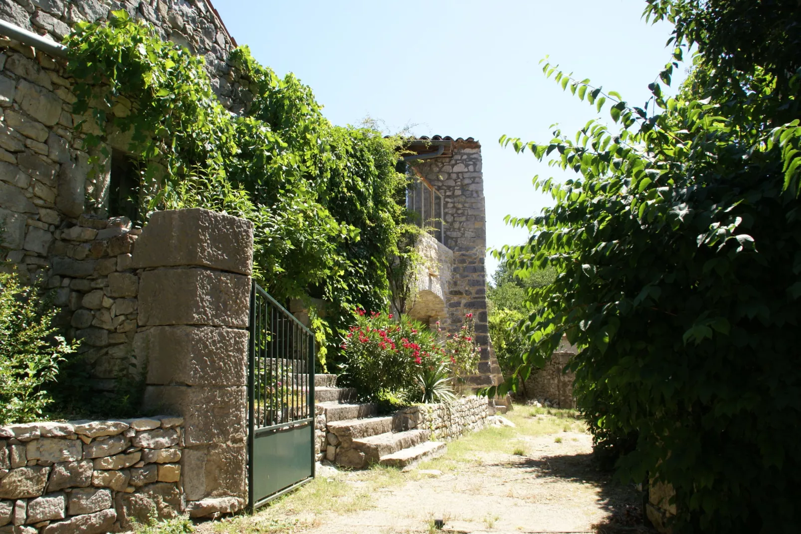 Maison de vacances  - Beaulieu-Buitenkant zomer