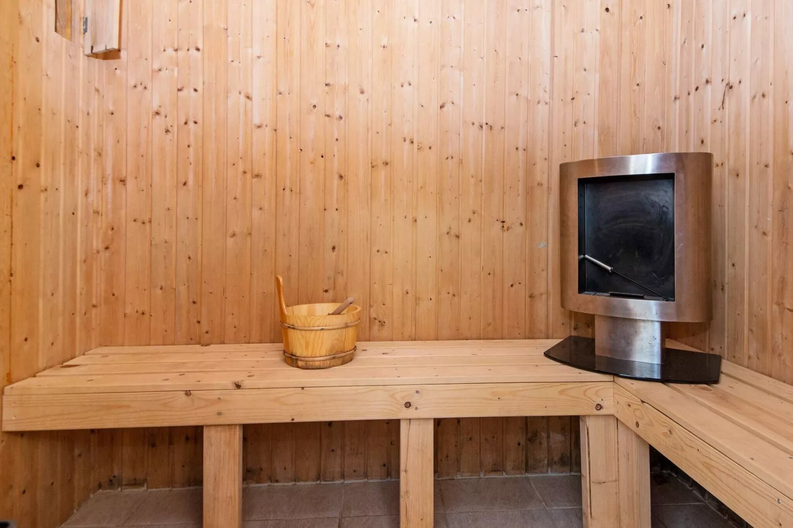 9 persoons vakantie huis in Juelsminde-Sauna