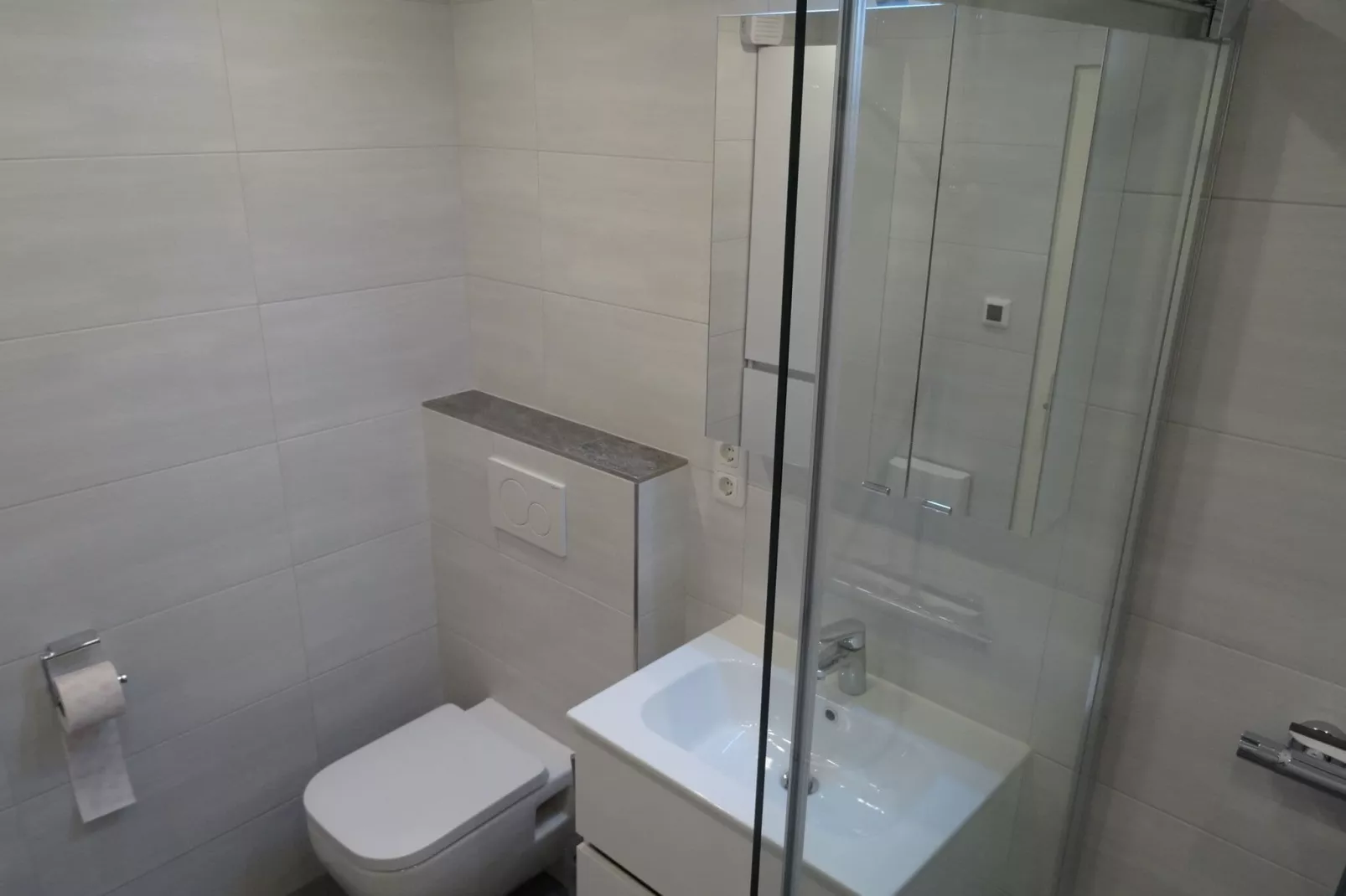 Apartment Paarsch-Badkamer