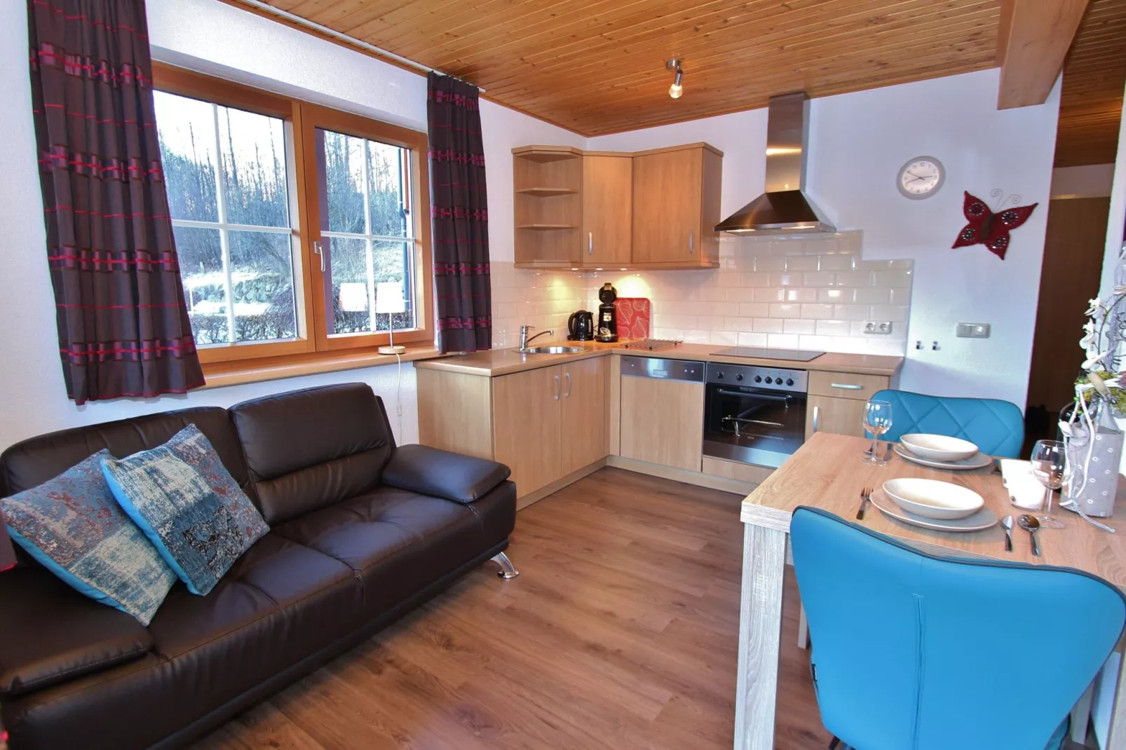 Sfeervol appartement in Maria Alm met tuin en terras-Woonkamer